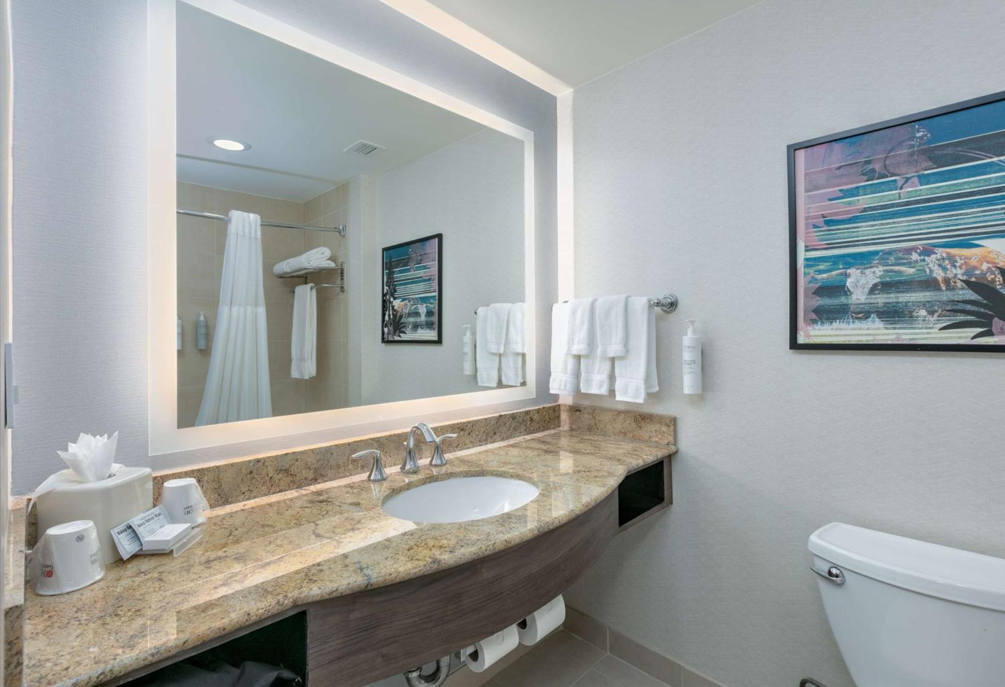 Queen Room Two Queen Beds Hearing Disability Access or Non-Smoking