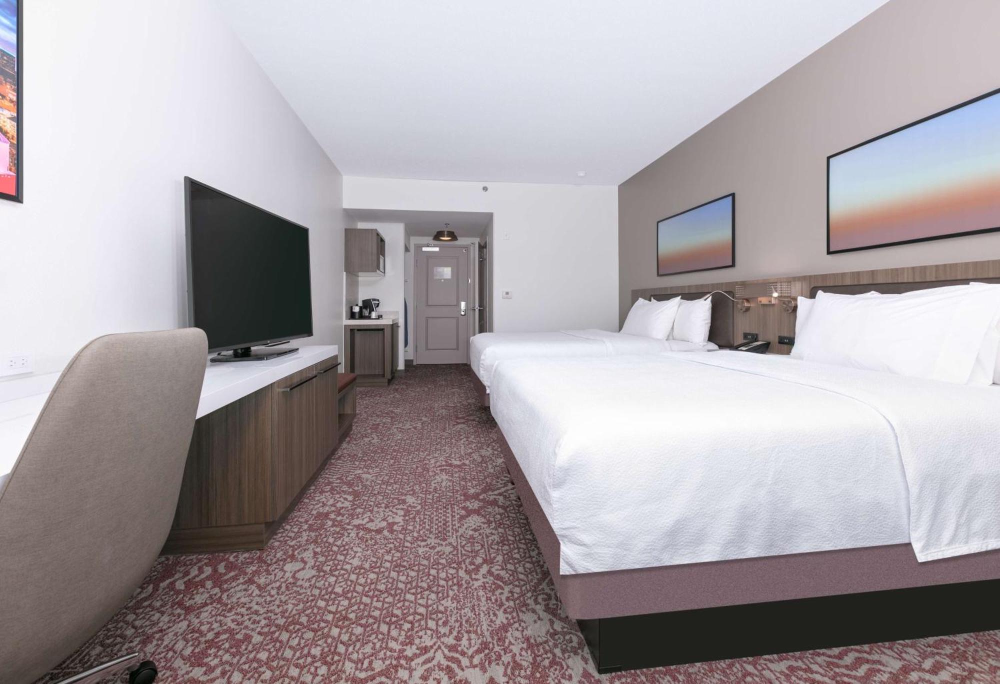 Queen Room Two Queen Beds Hearing Disability Access or Non-Smoking