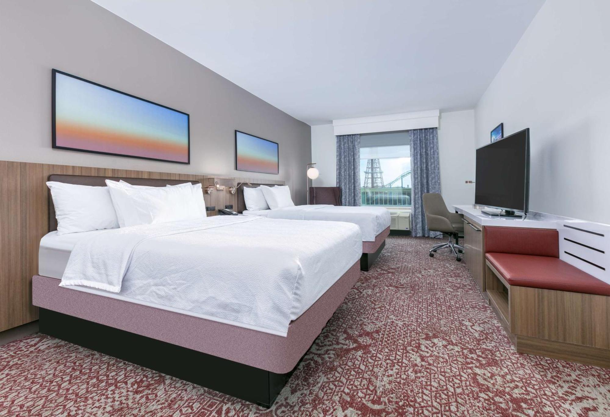Queen Room Two Queen Beds Hearing Disability Access or Non-Smoking