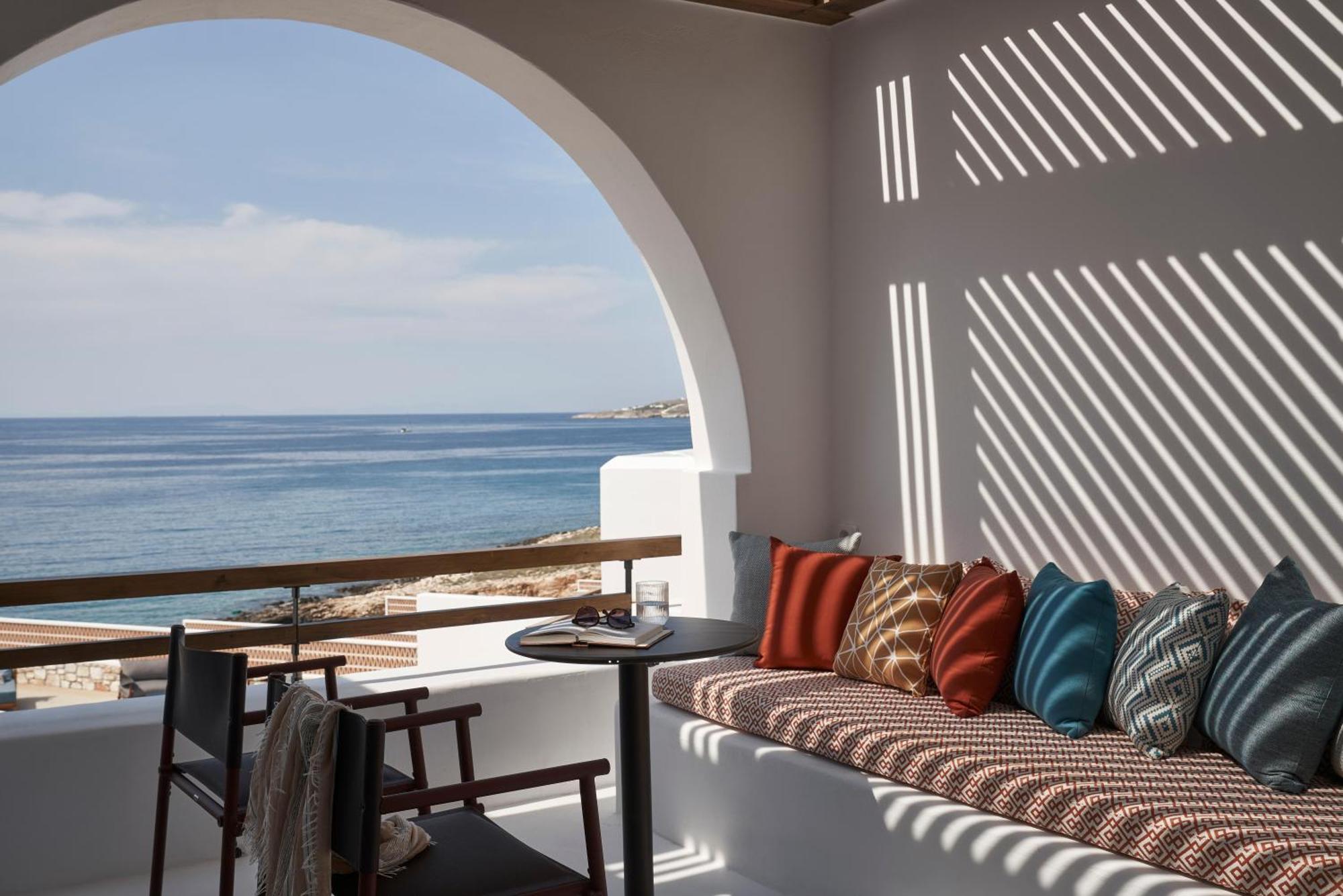Essence Suite Sea View