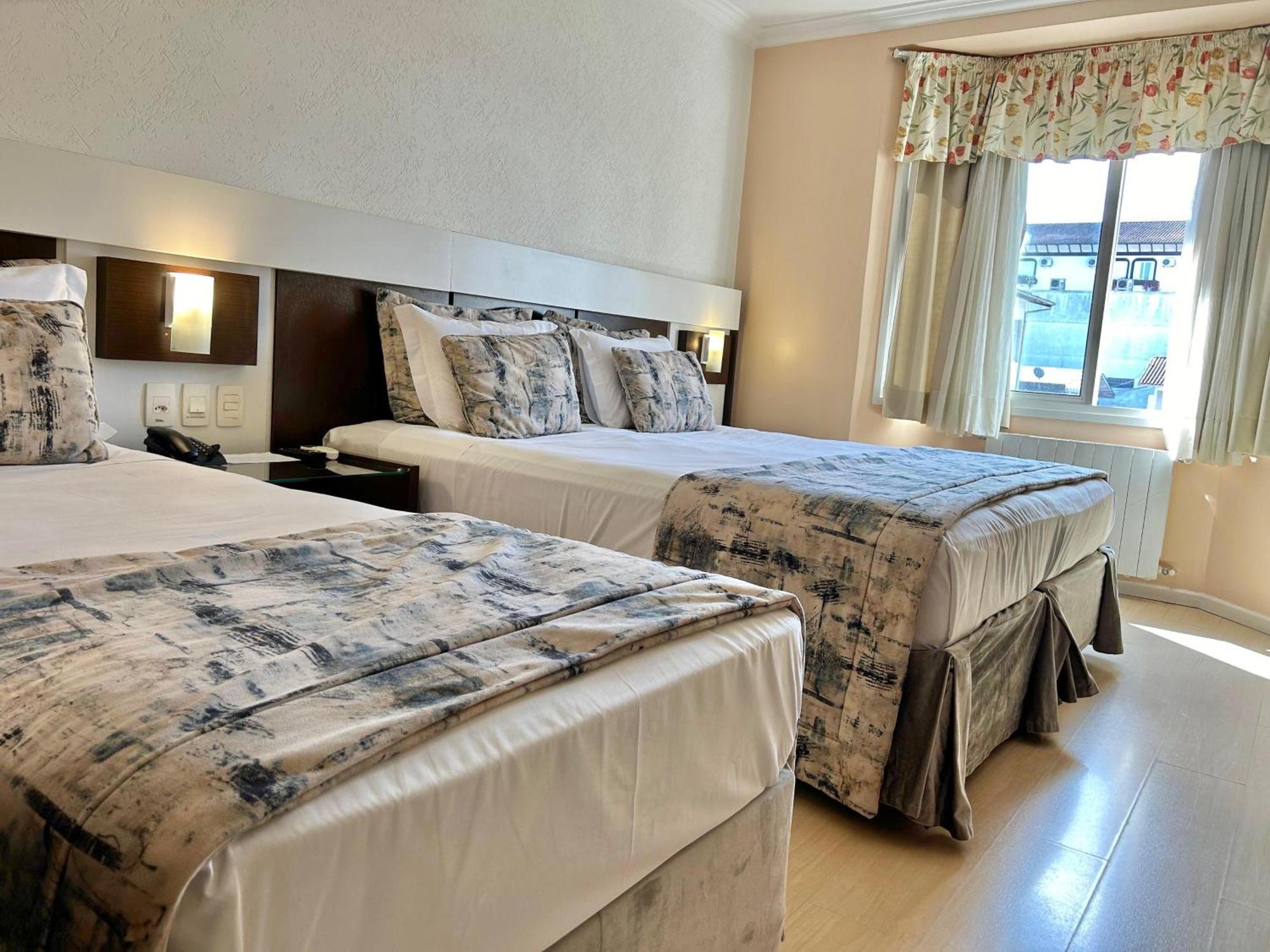 Luxury Triple Room