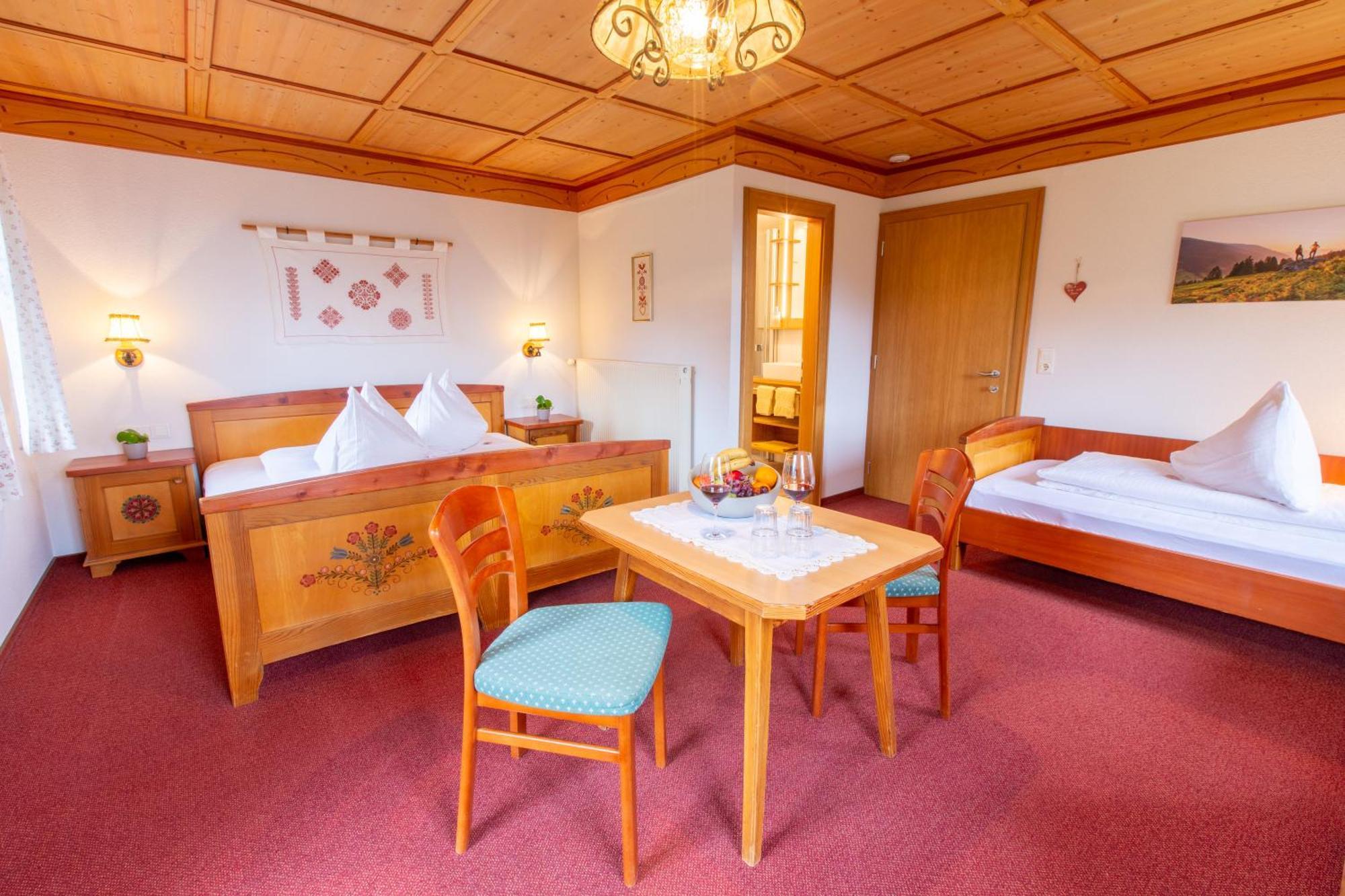Large Double Room,1622931388:JPEG