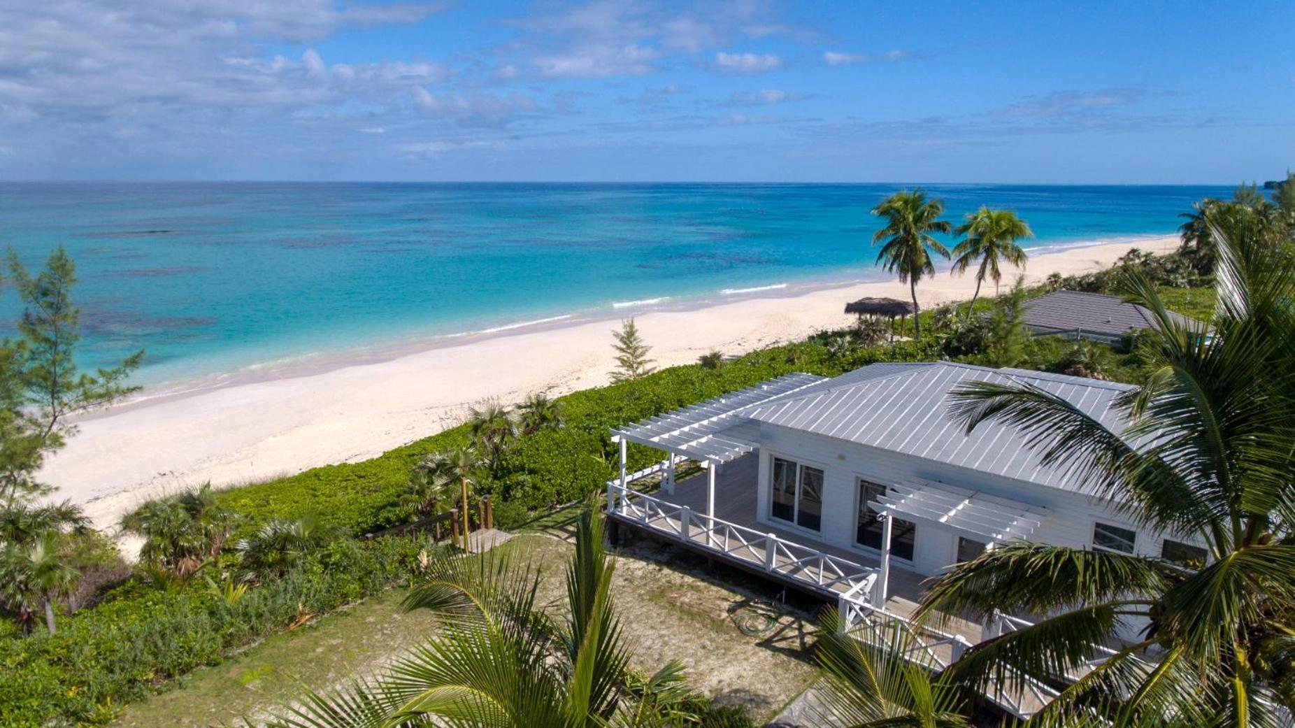 Villa Beach Front