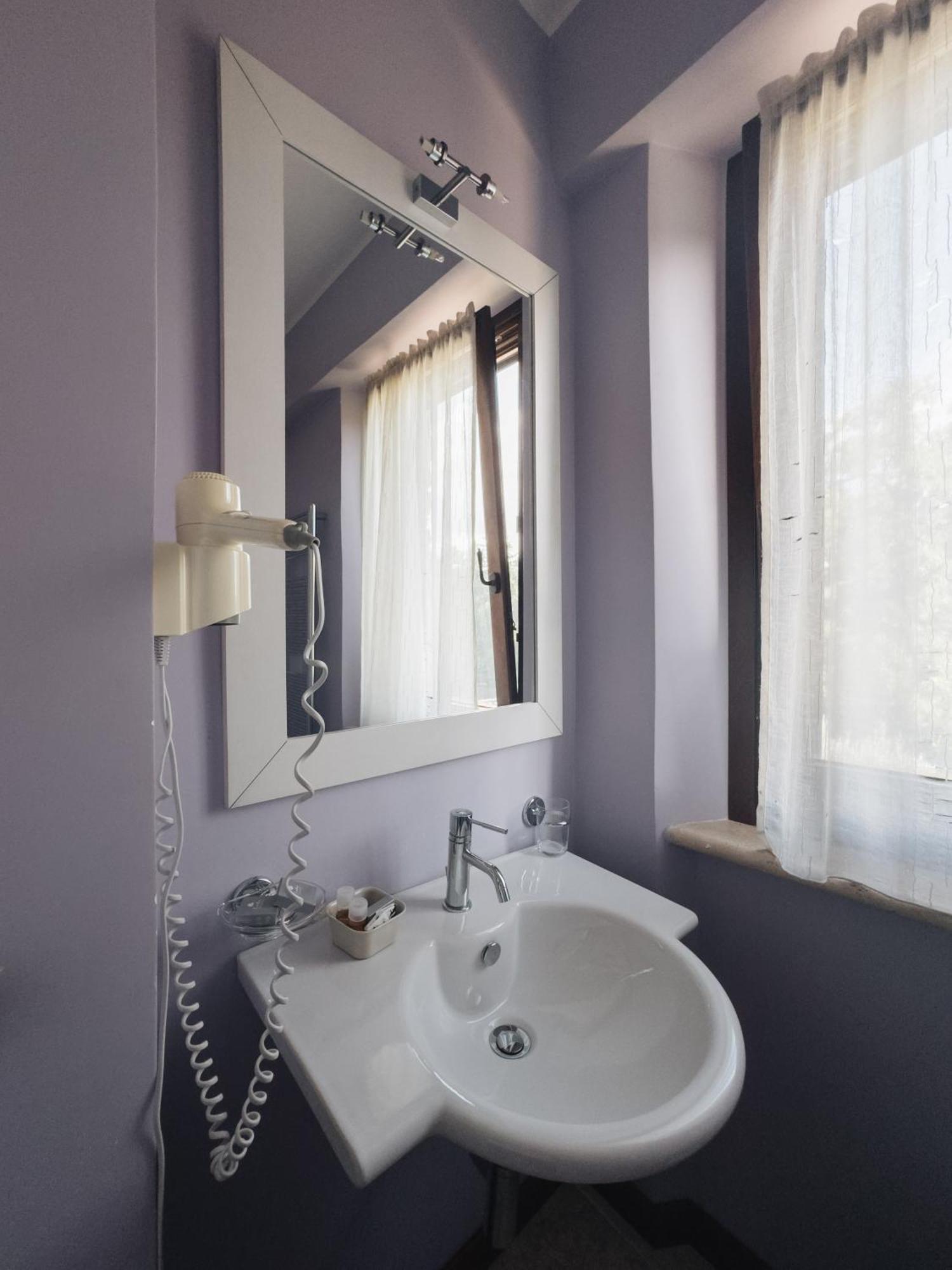Large Double Room,1623336415:JPEG