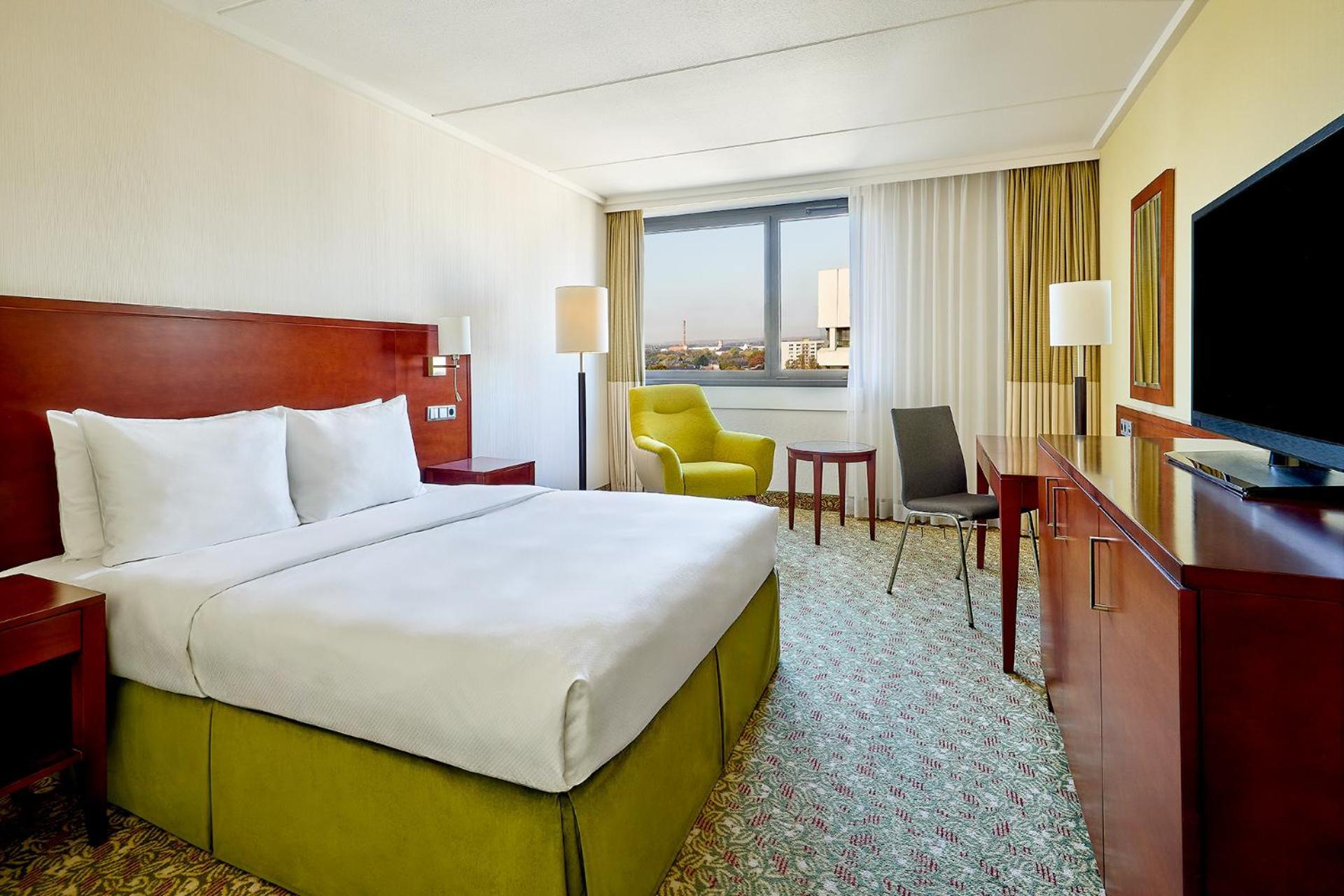 Larger Guest room 1 Queen