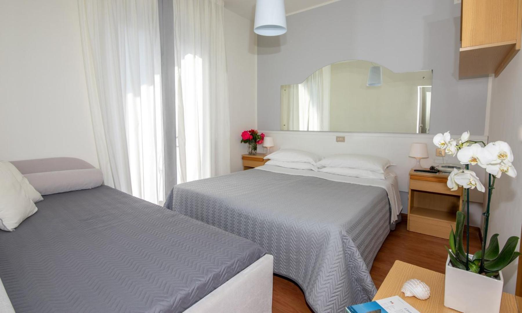 Double or Twin Room Partial Sea View