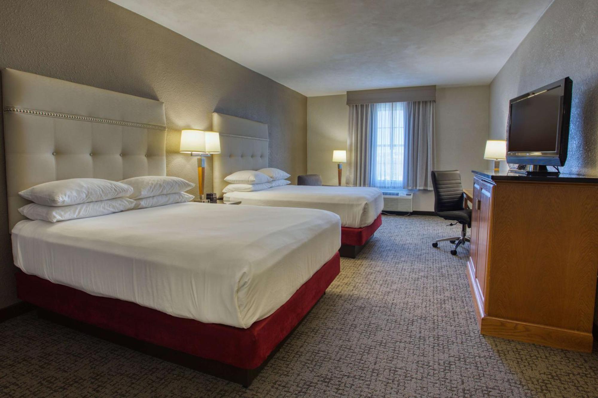 Deluxe Queen Room with Two Queen Beds