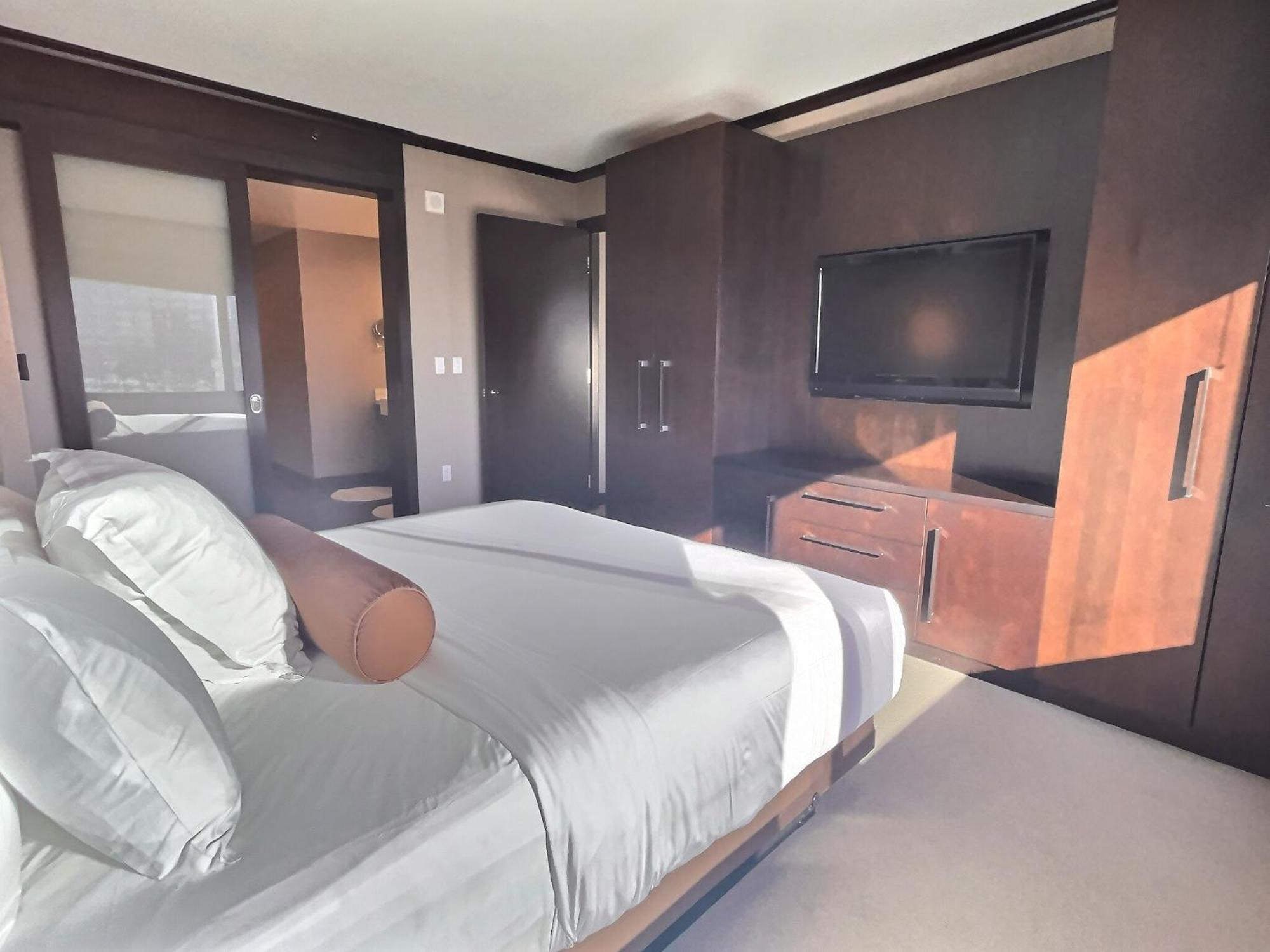 Vdara Studio – Aria View