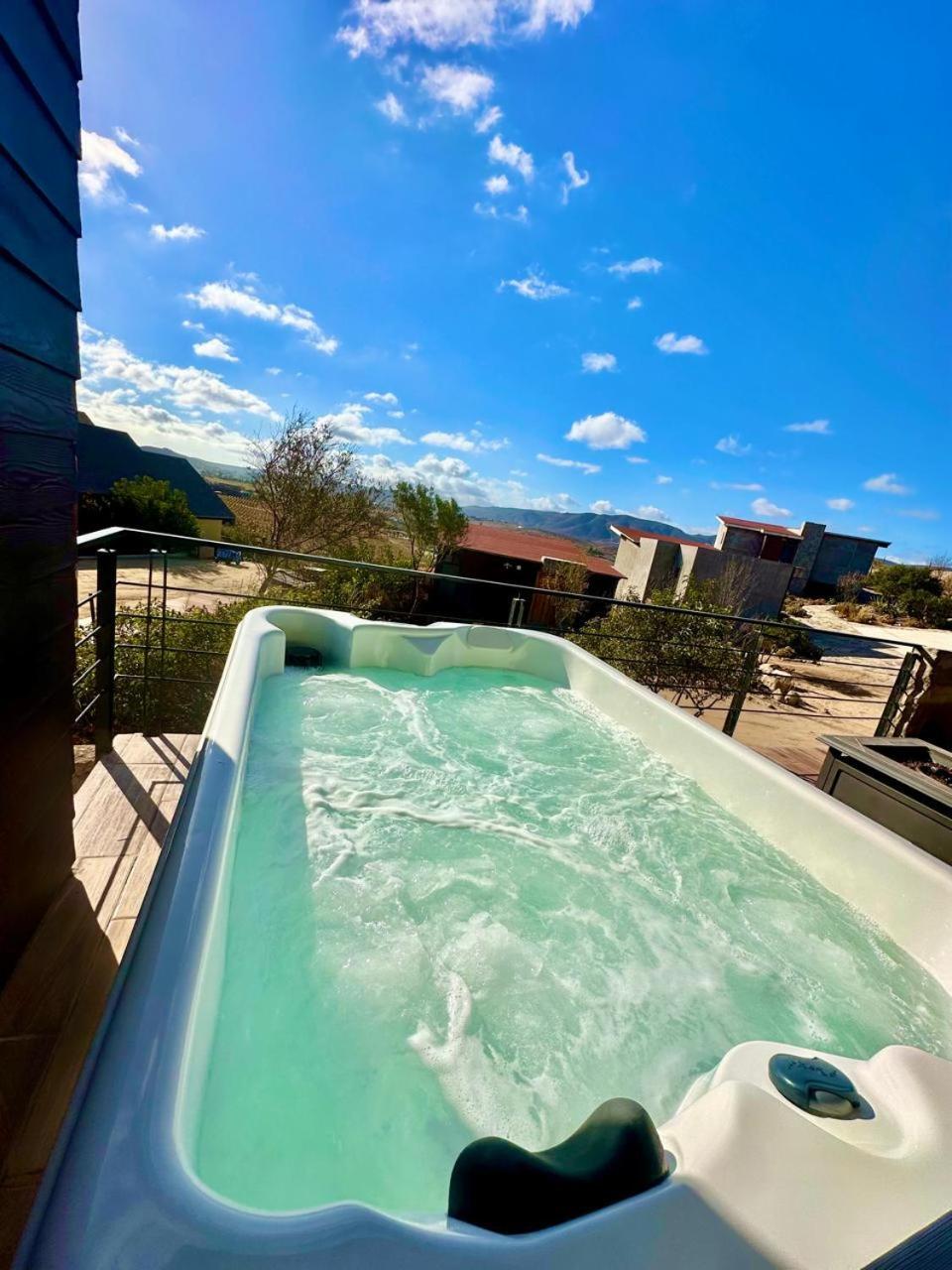 Studio Spa Bath