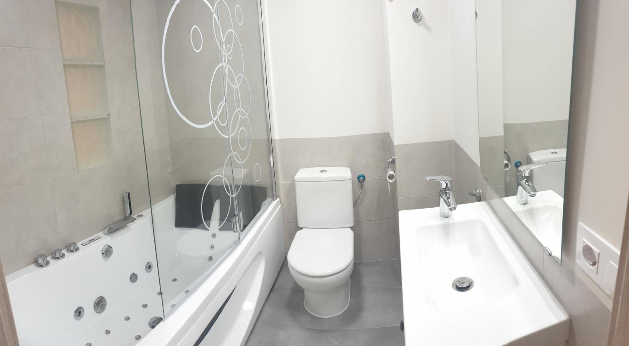 Double Room Spa Bath,1490921359:JPEG