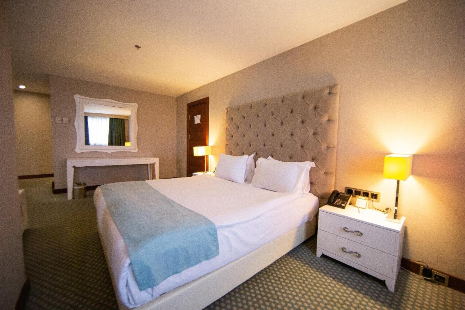 Deluxe Single Room