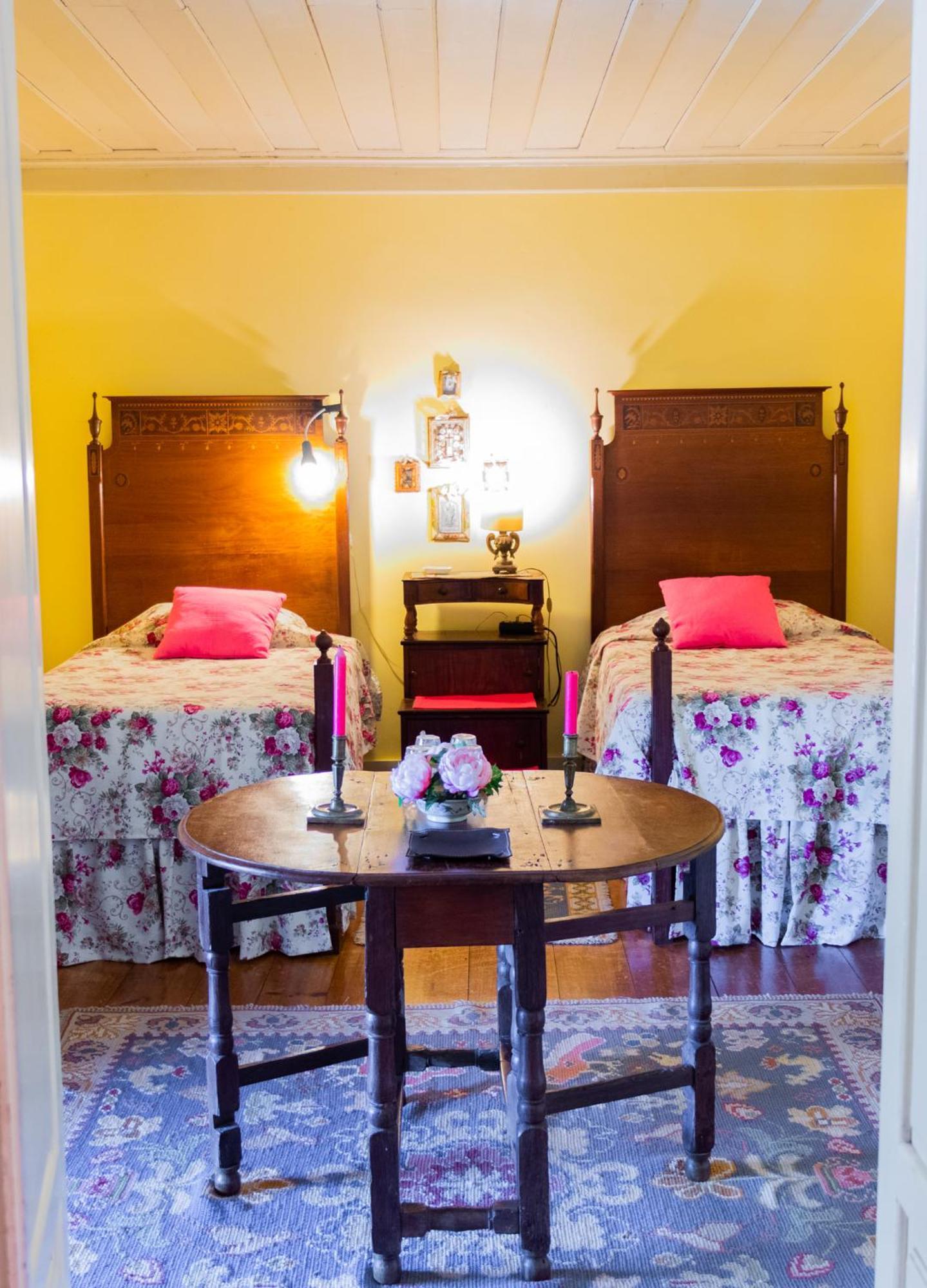 Twin Room,1627203313:JPEG