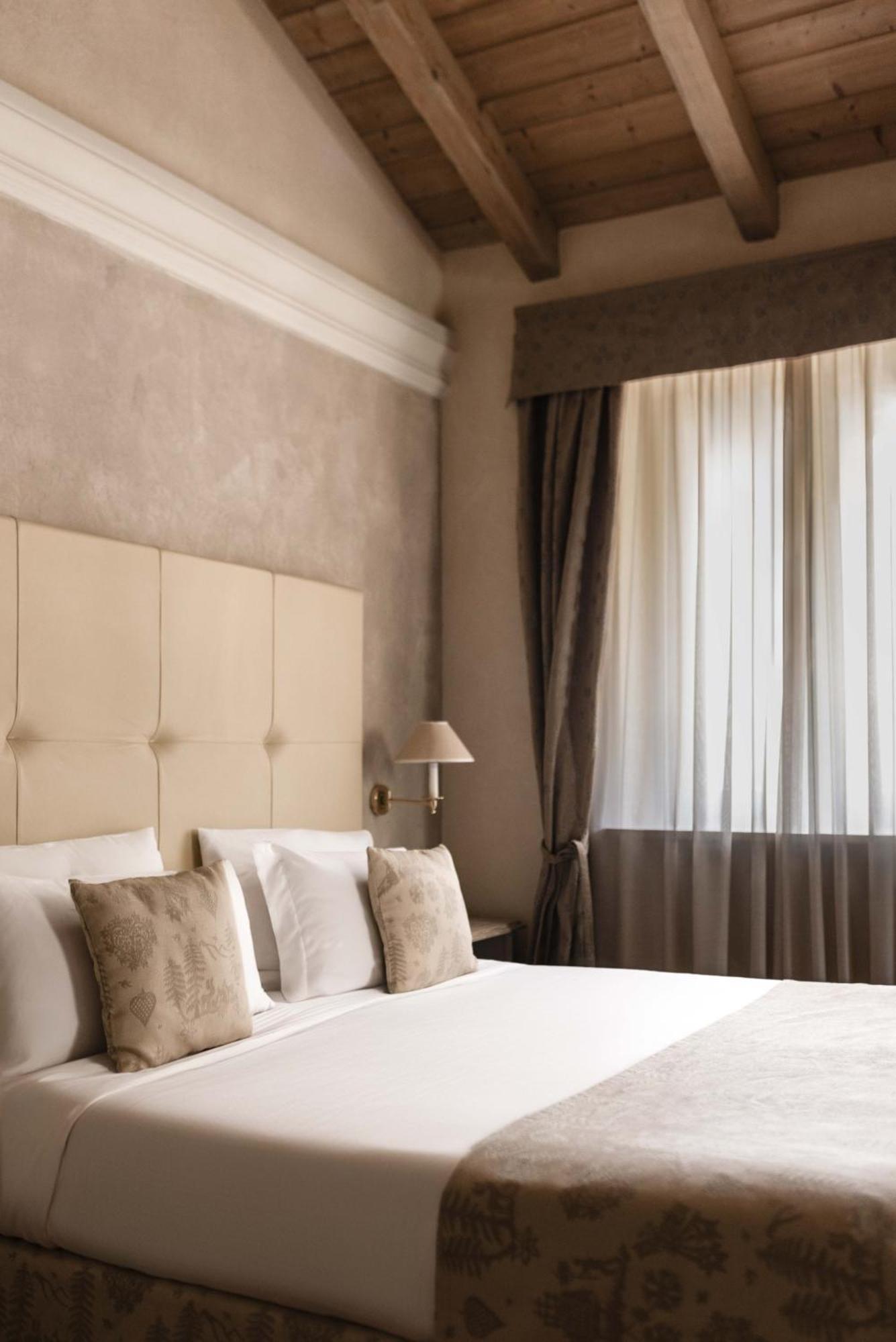 Standard Double Room,1627210464:JPEG