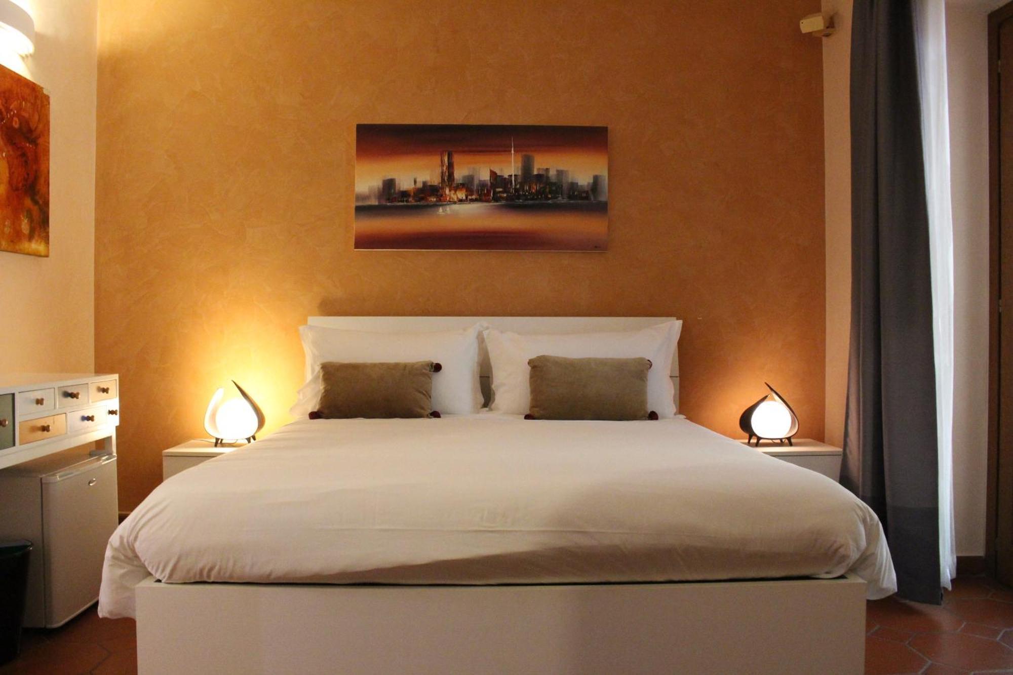 Standard Double Suite