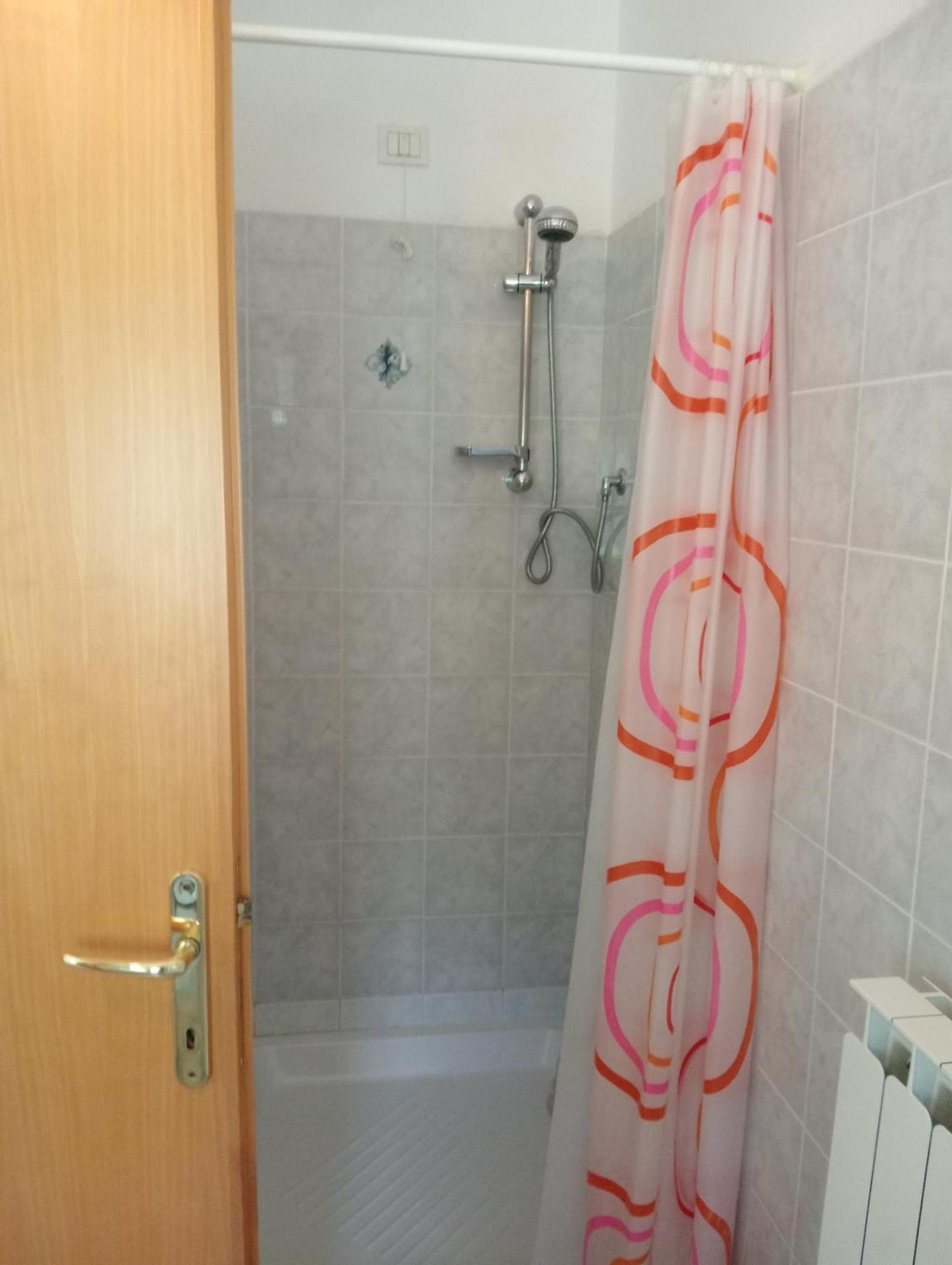 Camera Matrimoniale con Bagno Privato