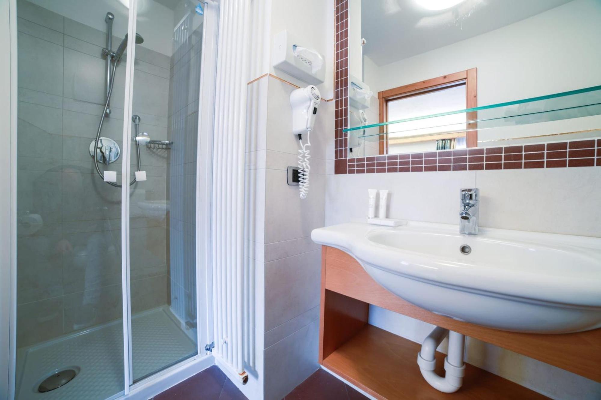 King Suite Spa Bath