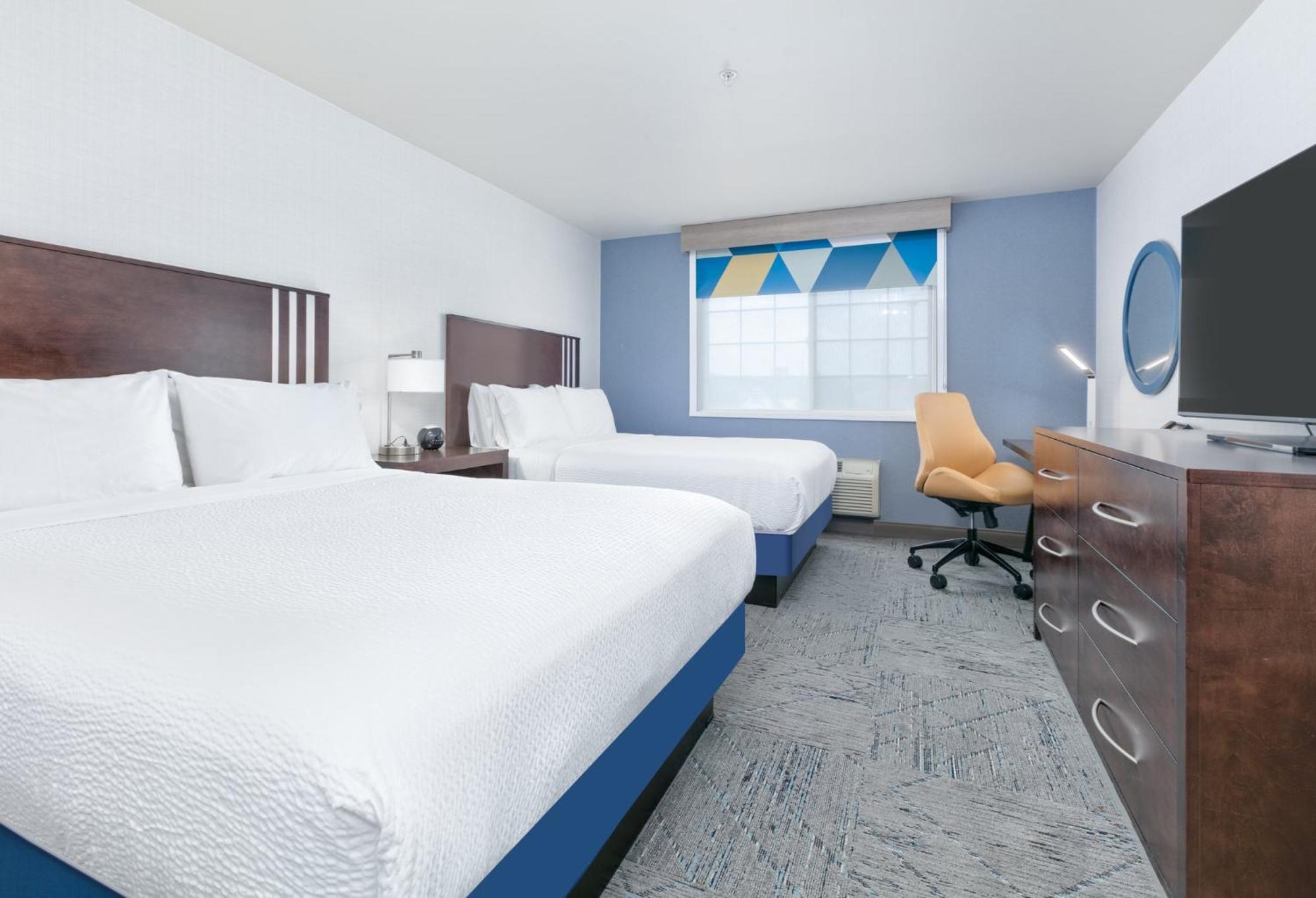 Standard Room Two Queen Beds