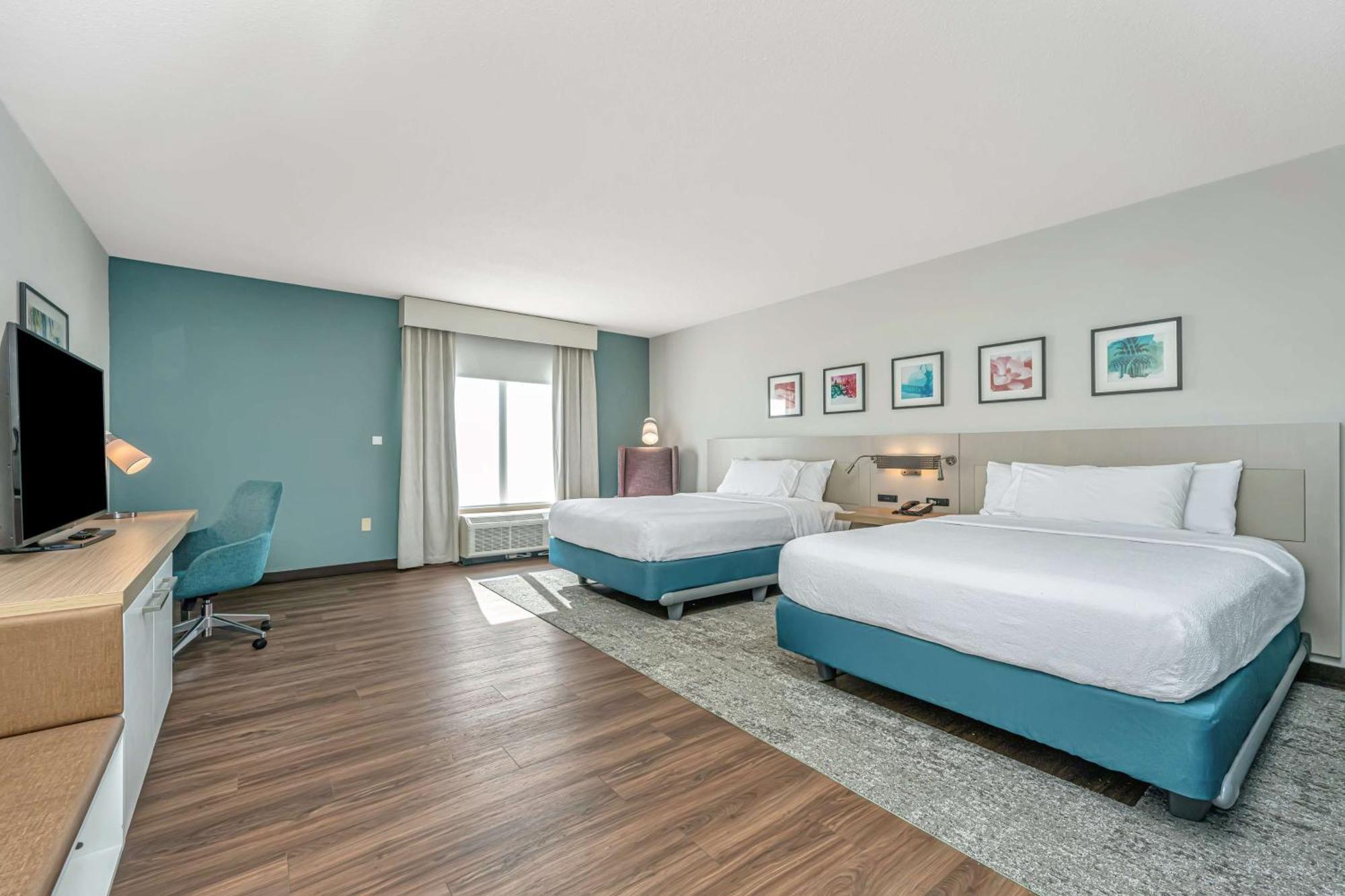 Queen Room with Two Queen Beds - Mobility and Hearing Access
