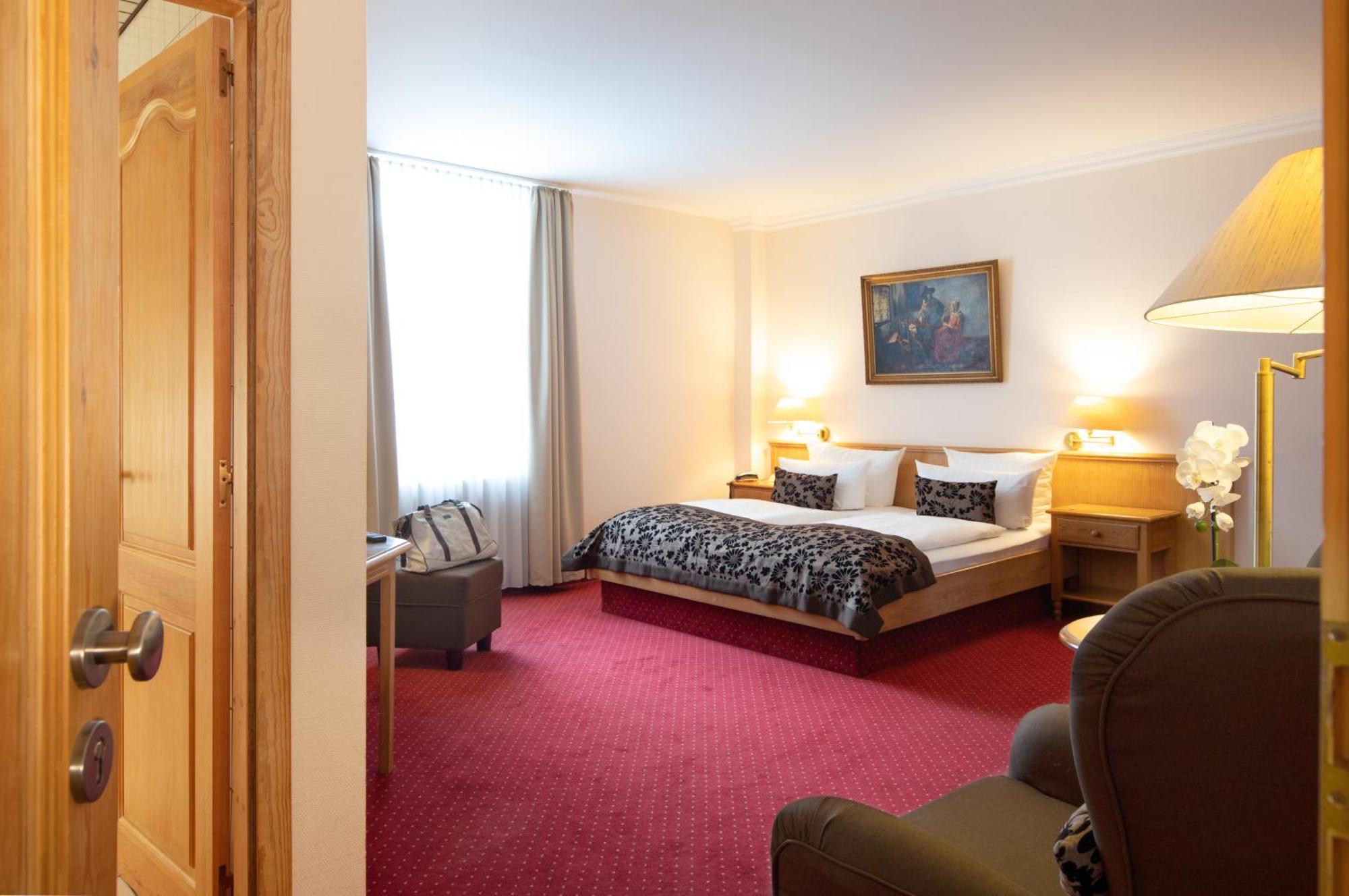 Double Room,1629388364:JPEG