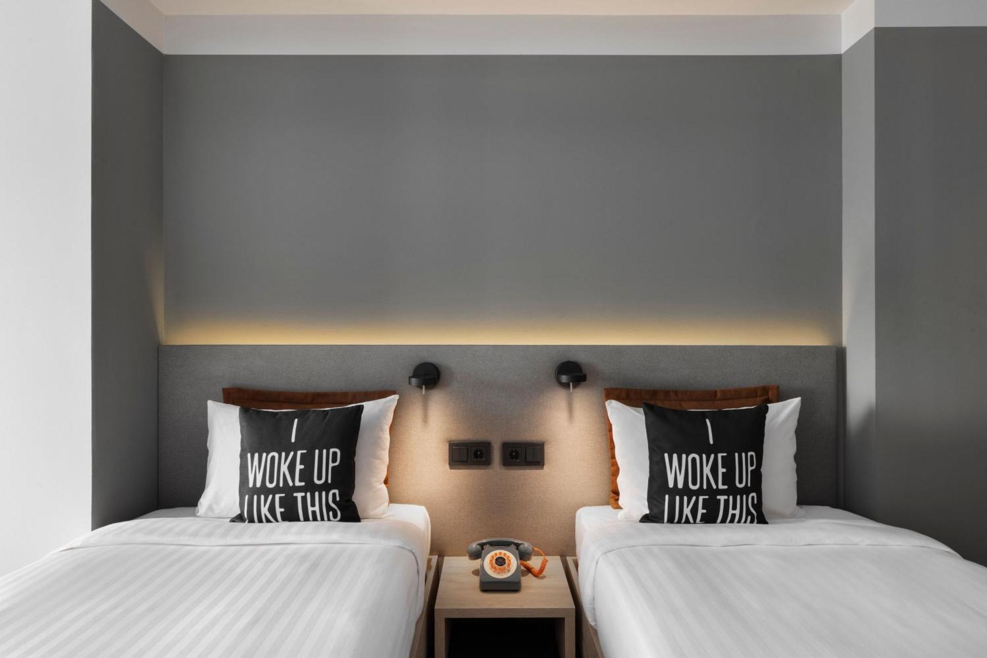 Moxy Twin Room Sofa Bed Balcony