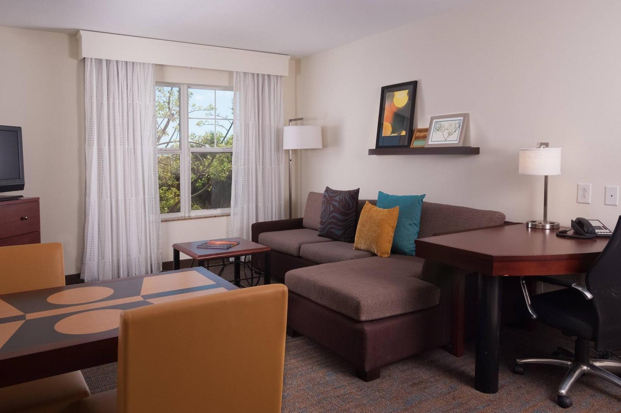 One-Bedroom Queen Suite with Sofa Bed