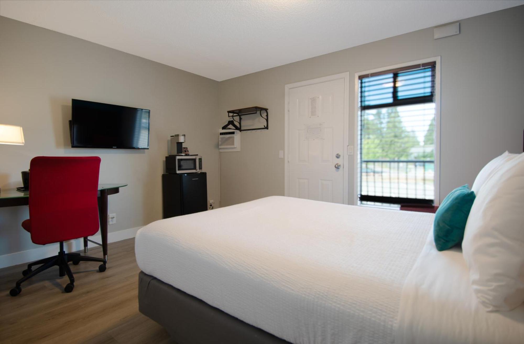 Queen Room