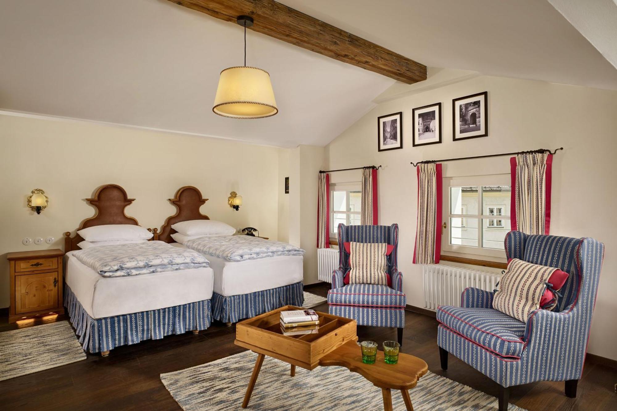 Junior Suite 2 Twin or Single Beds