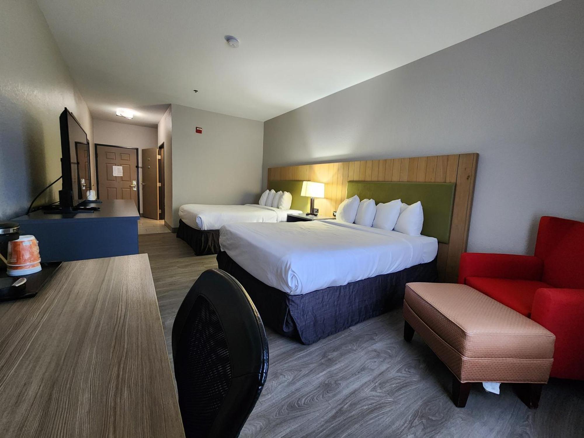 Queen Room Two Queen Beds Roll Shower Disability Access or Non-Smoking