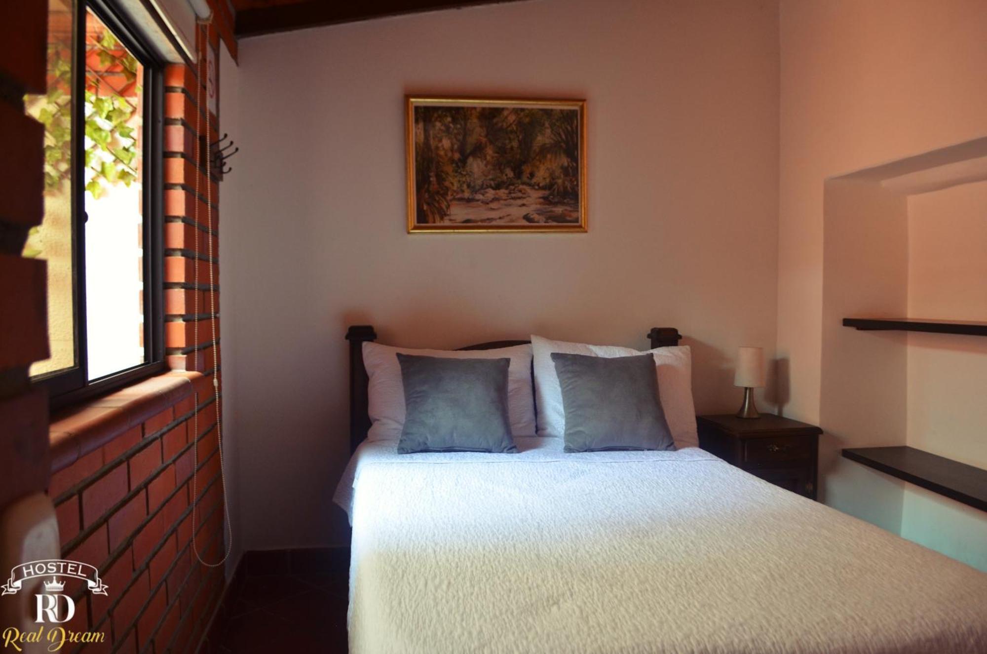 Habitación Doble con baño compartido