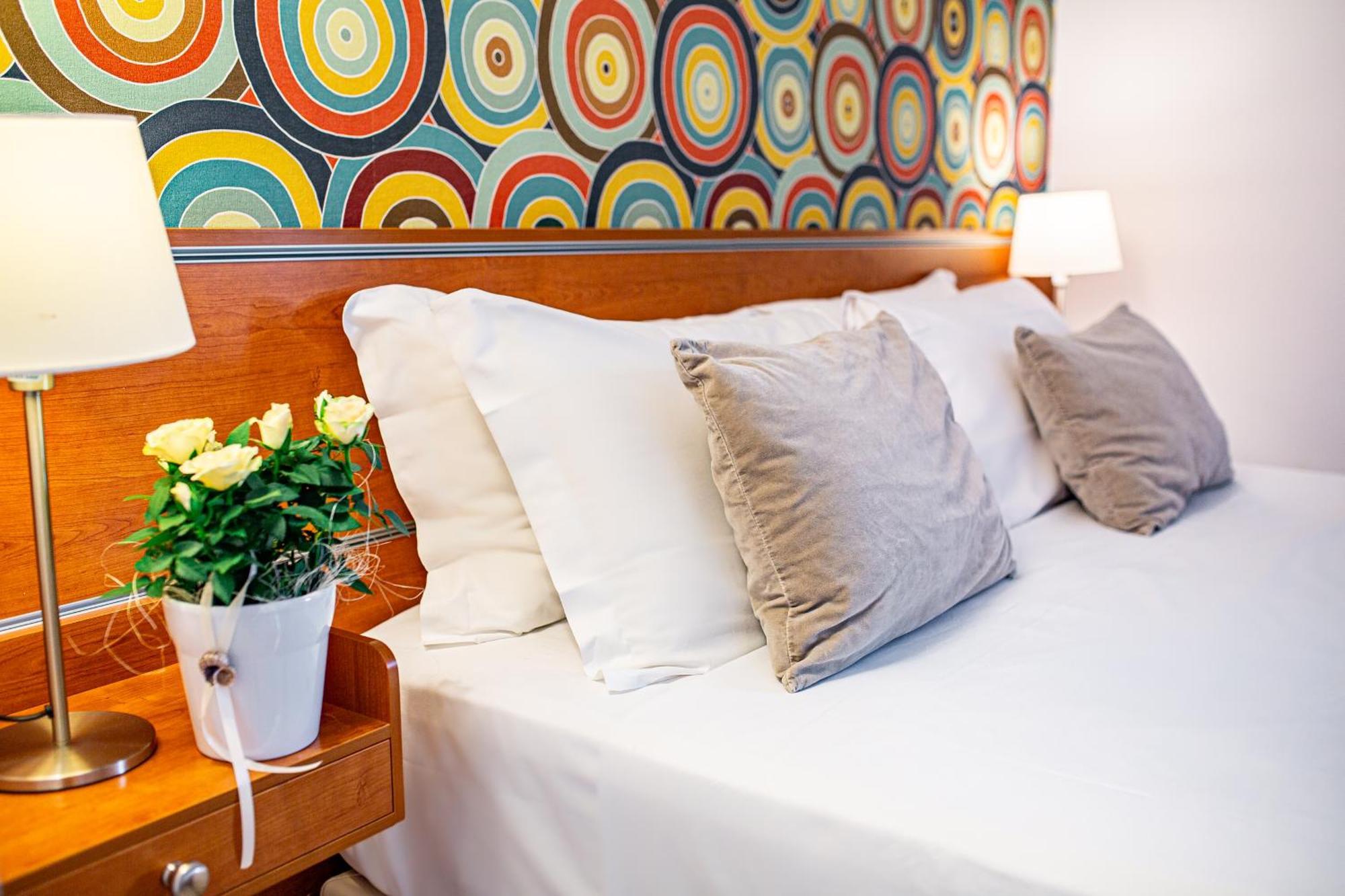 Classic Double or Twin Room Extra Bed,1631548259:JPEG