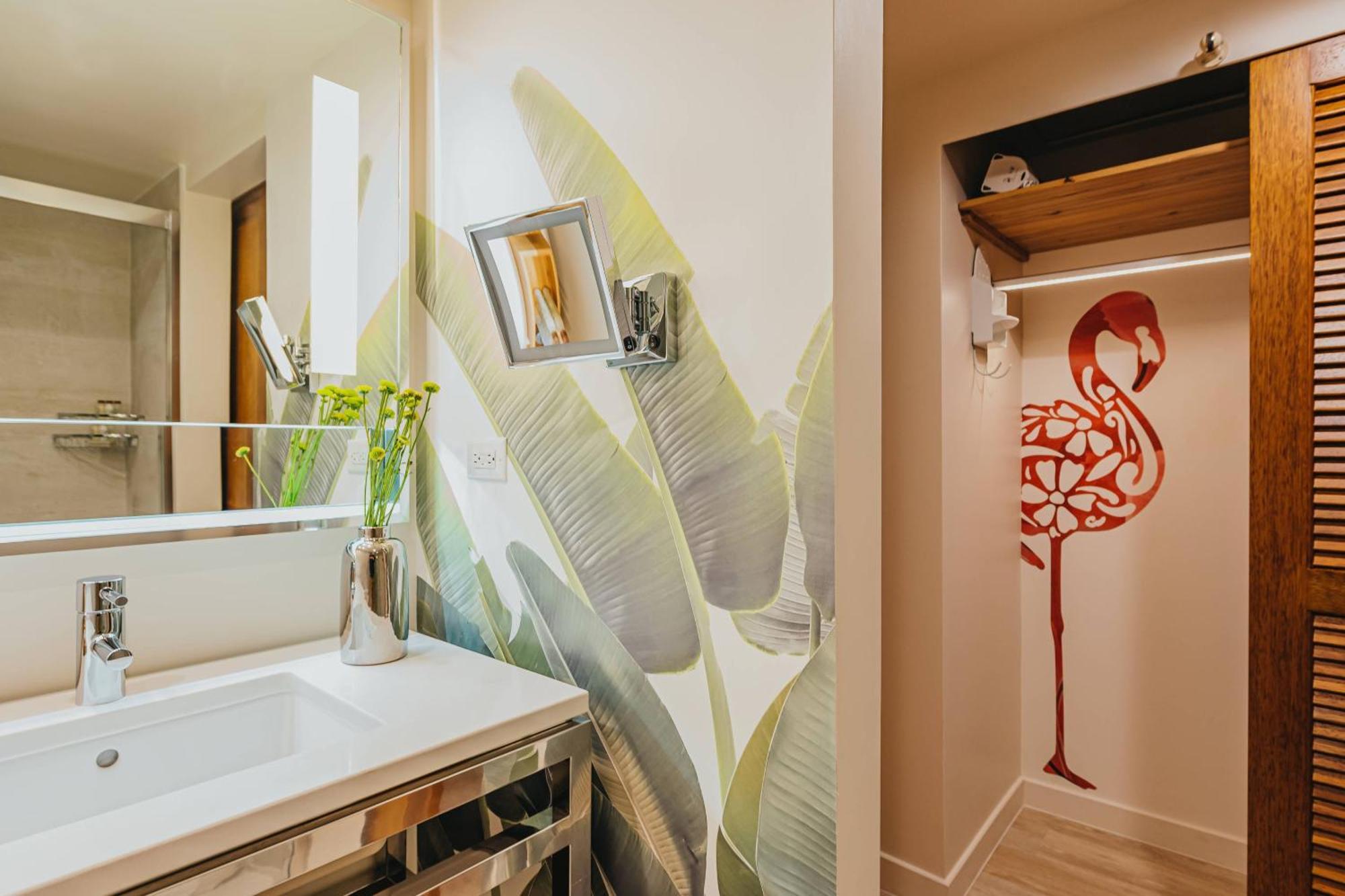Quarto com Vista Mar e Cama King-Size - Apenas Adultos