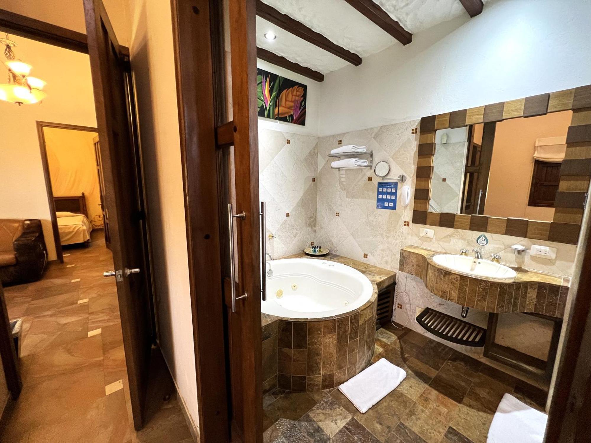 Two-Bedroom Suite,1631564473:JPEG