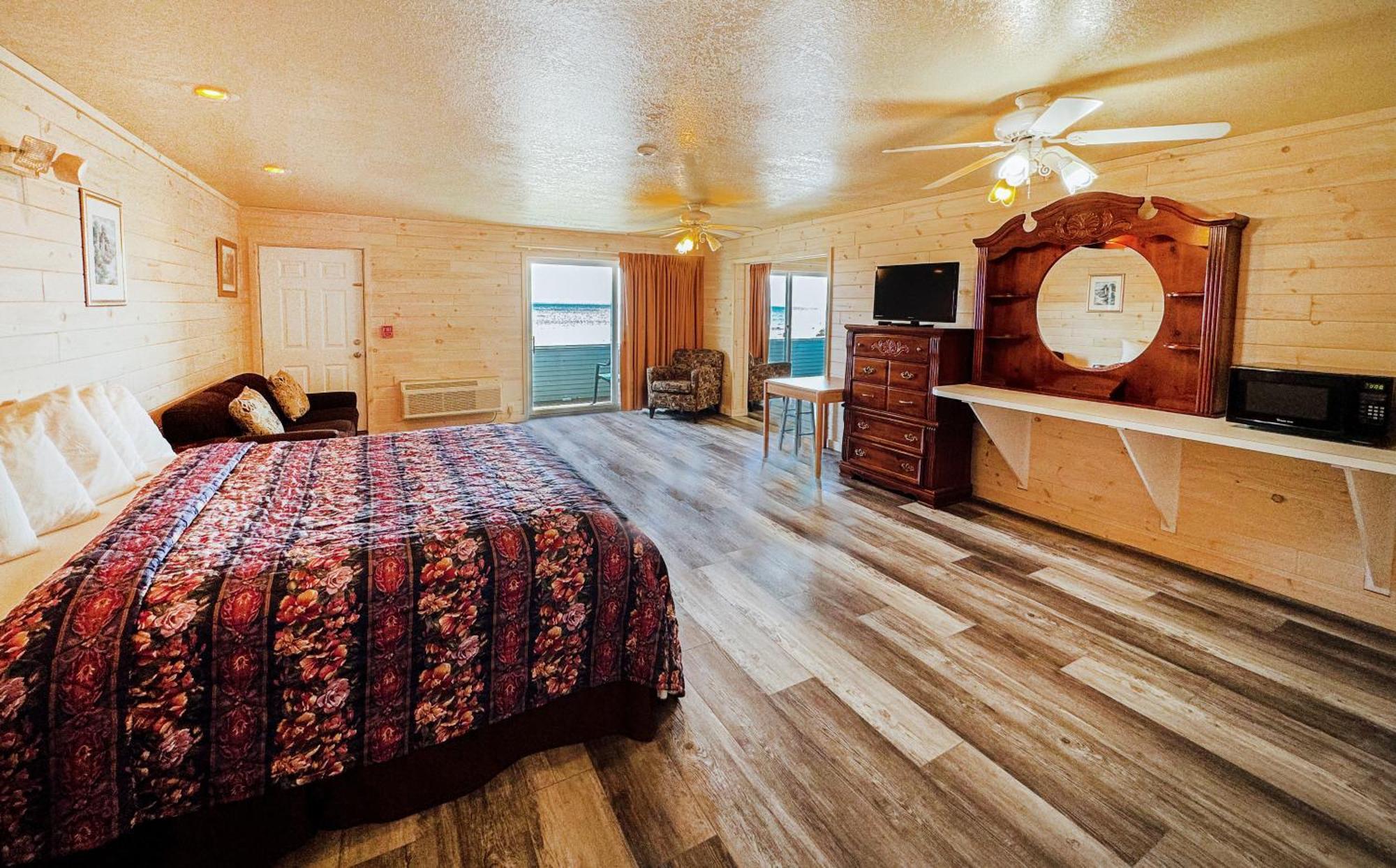 Superior Queen Room