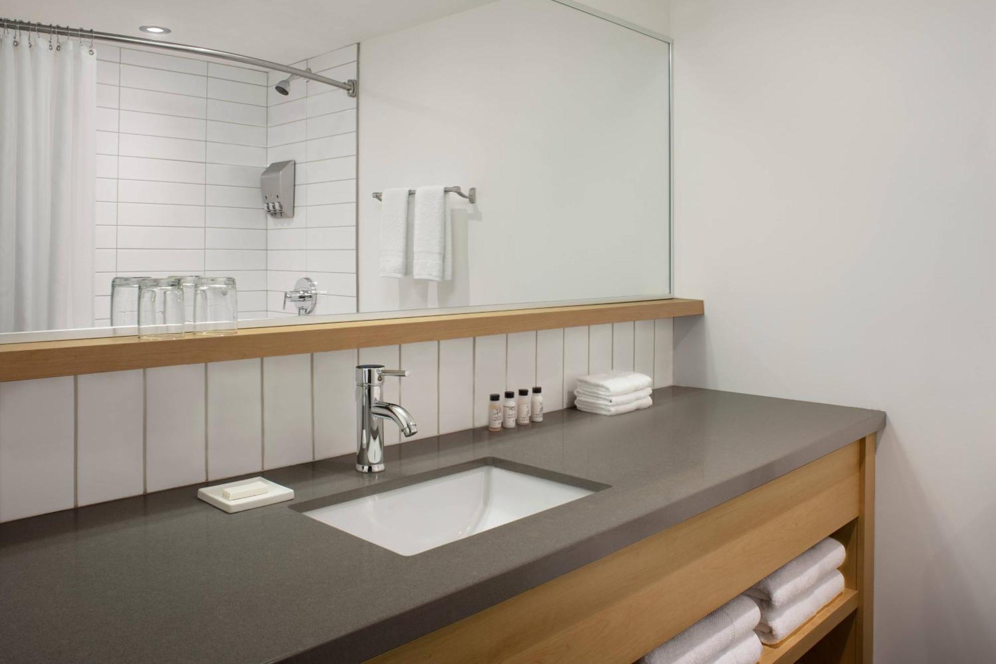 King Studio with Sofa Bed and Kitchenette