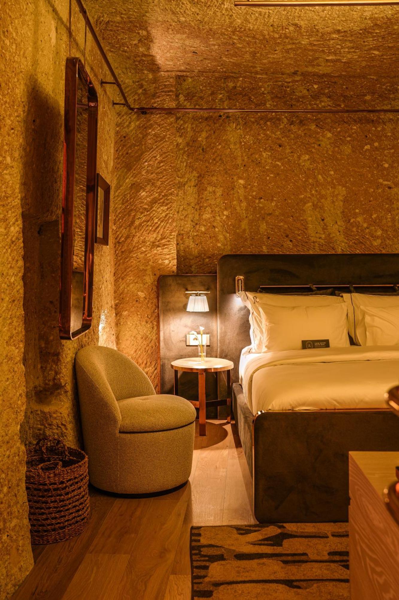 Comfort Cave,1638480281:JPEG