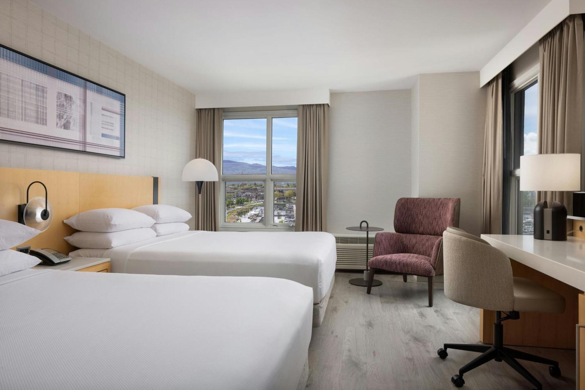 Queen Room Lake View