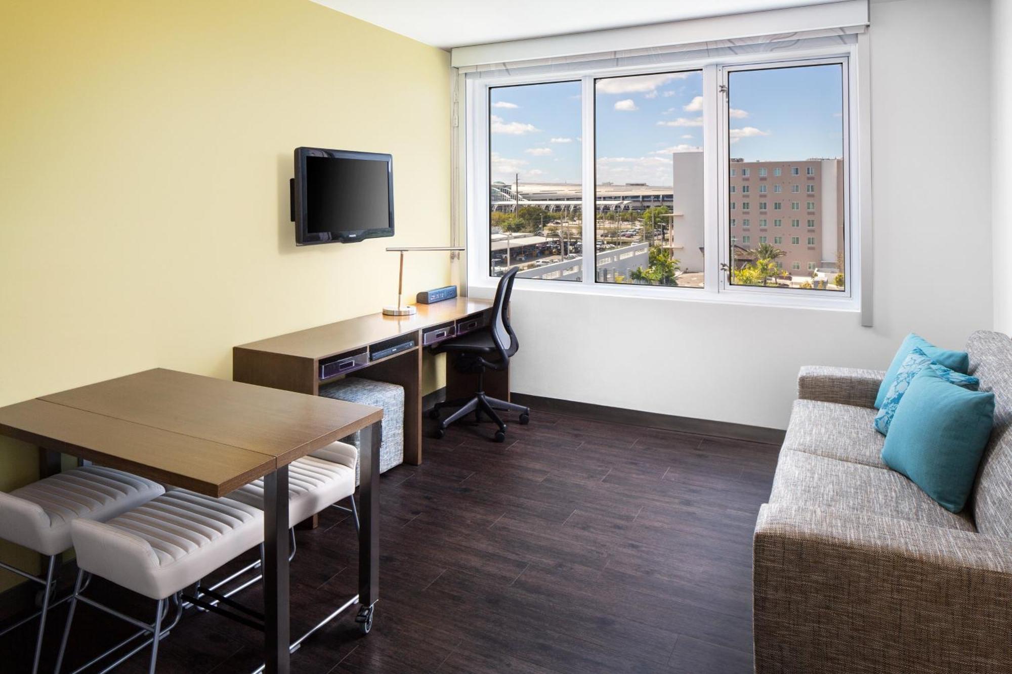 Executive King Suite Sofa Bed & City View Corner Room