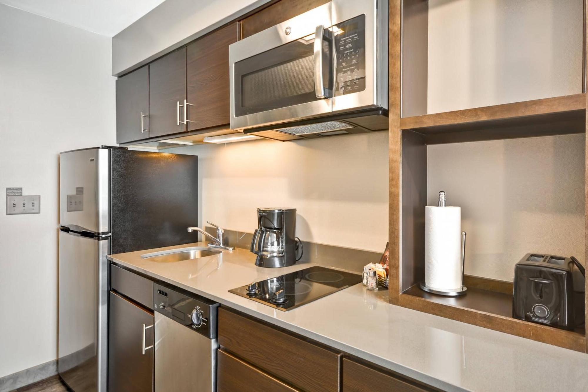 One-Bedroom Suite