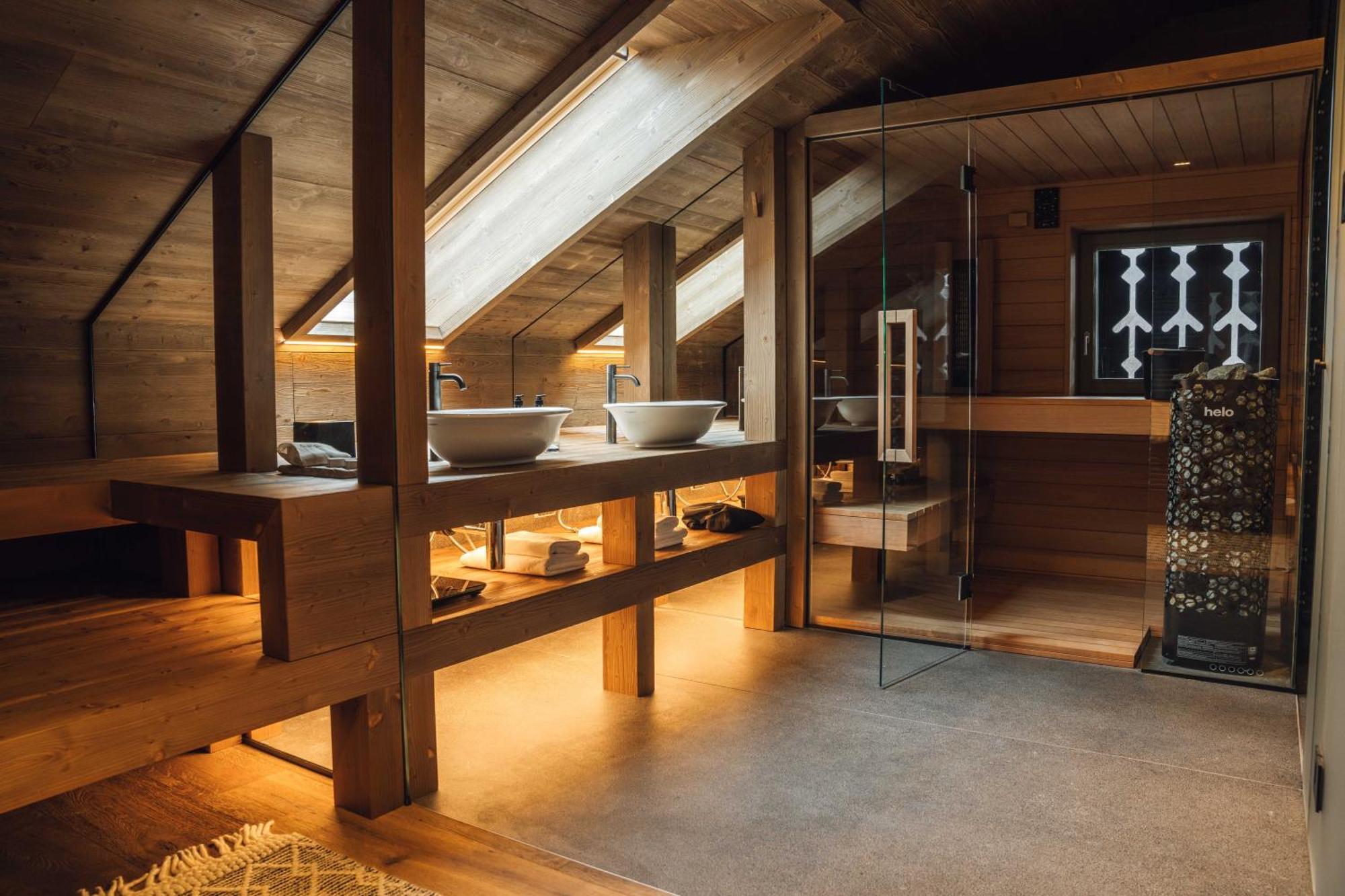 Exclusive Suite with Sauna