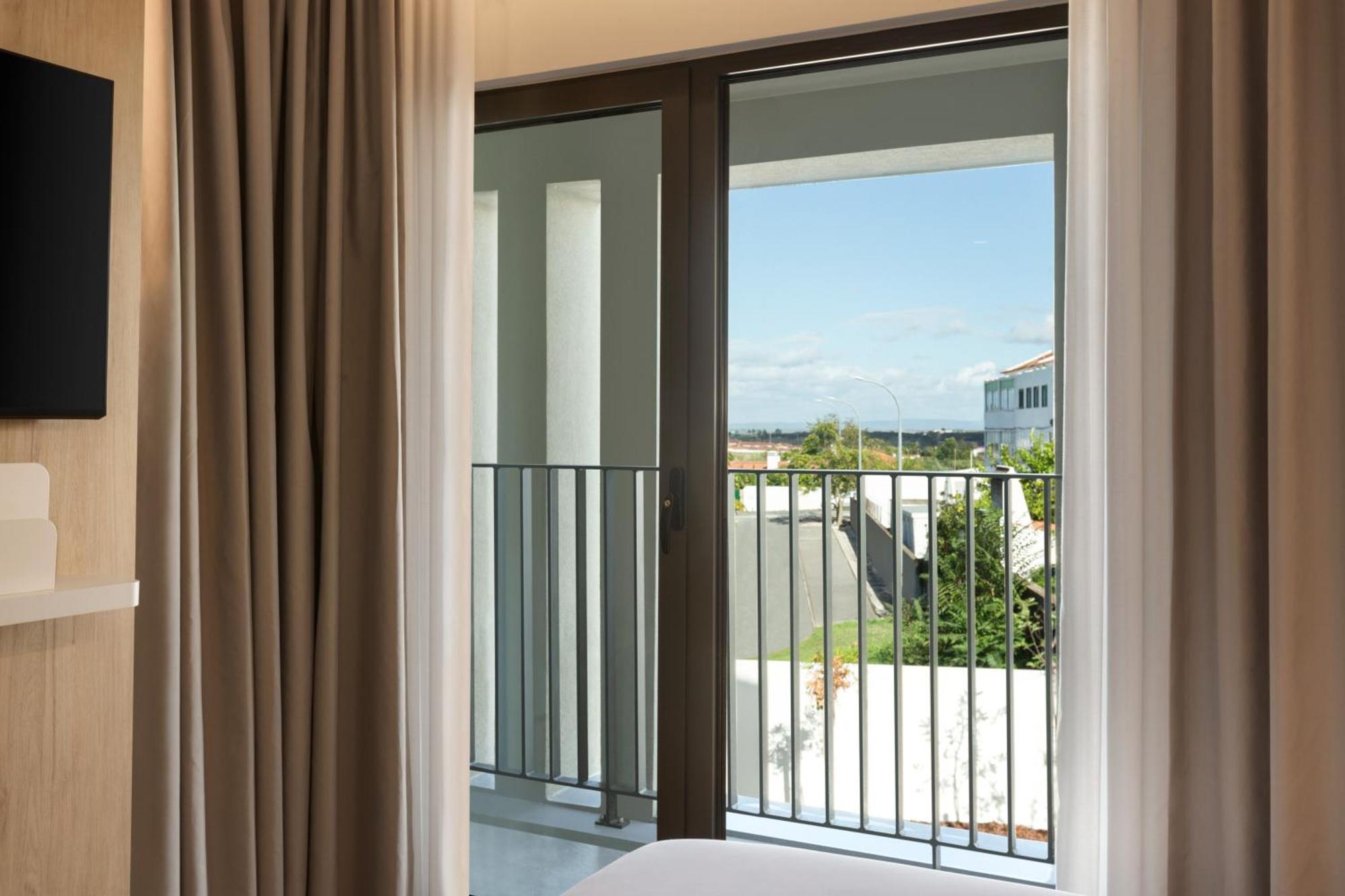 Standard Twin Room Balcony