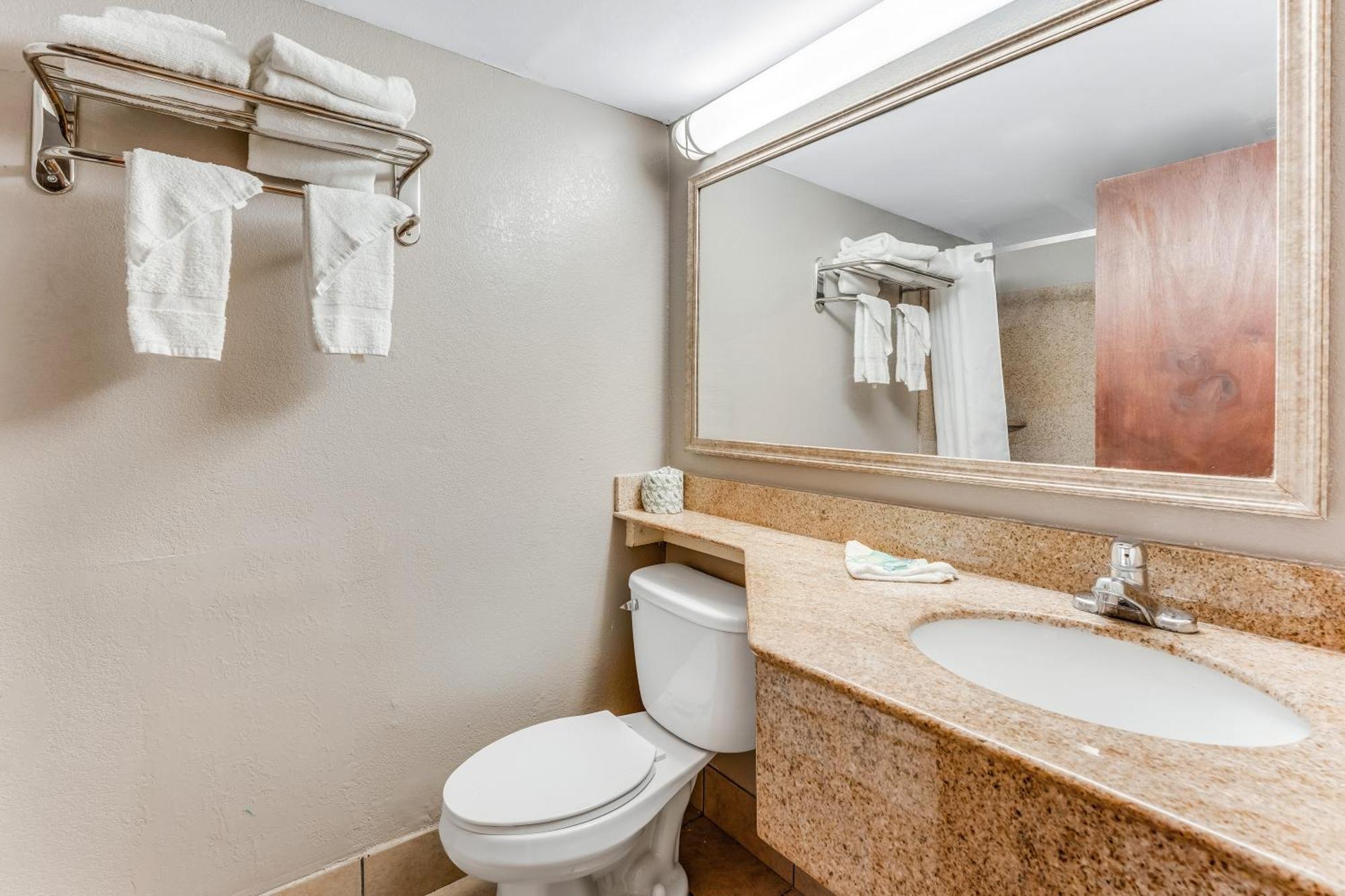 Queen Suite