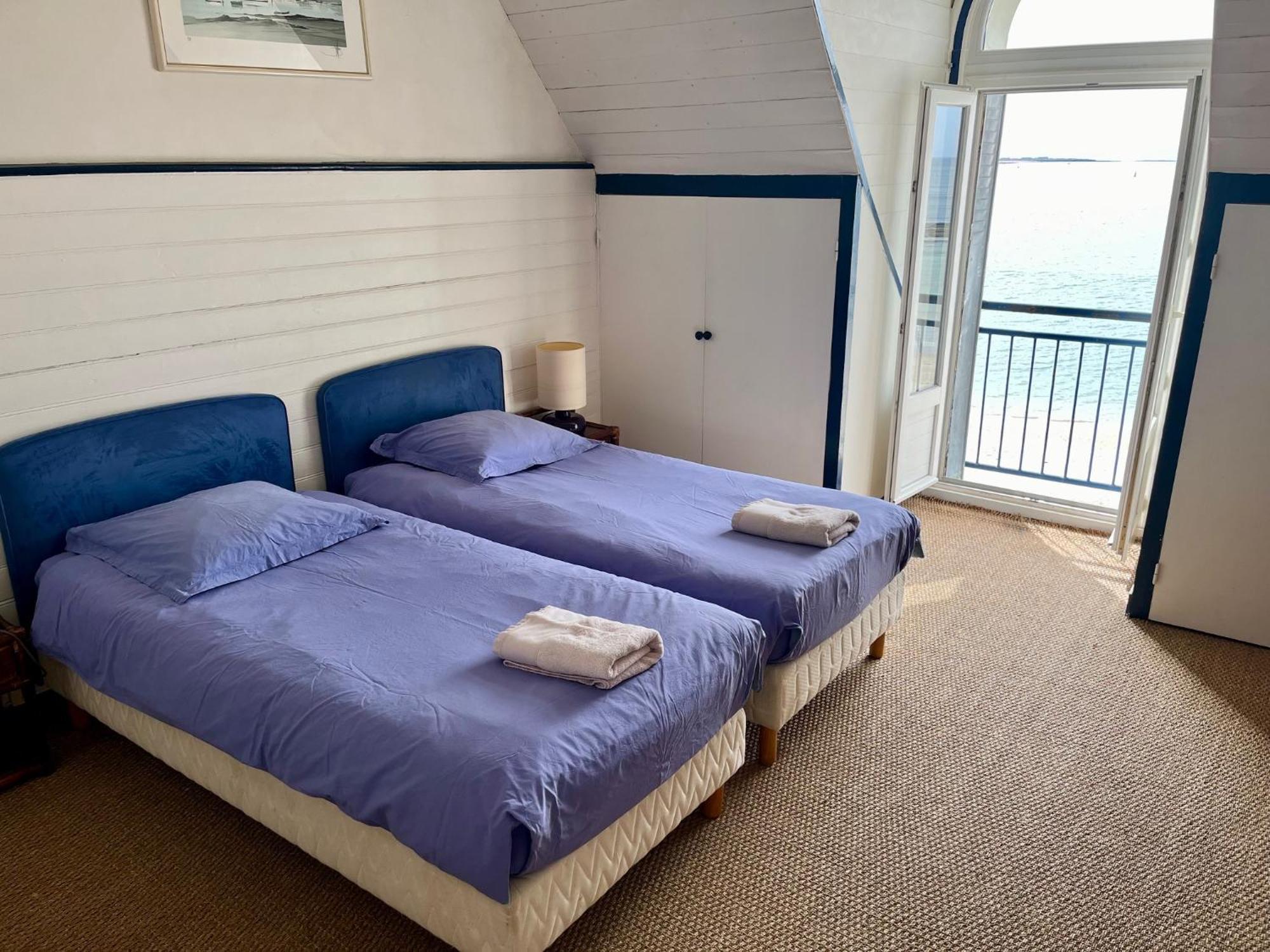 Twin Room Sea View