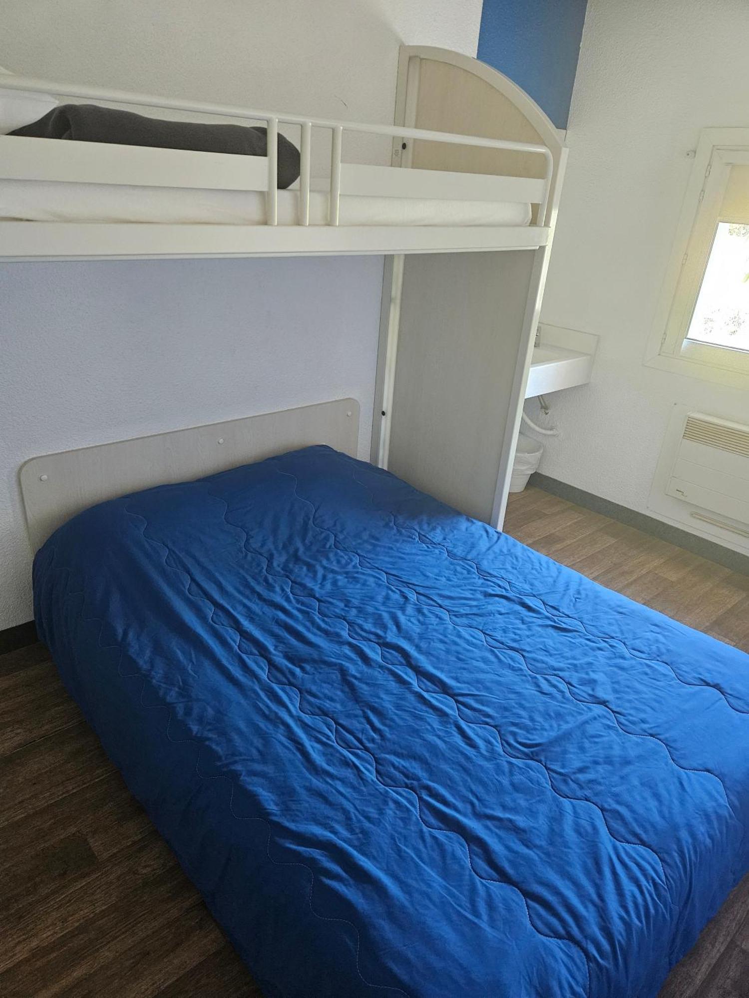 Chambre Double avec Salle de Bains Commune