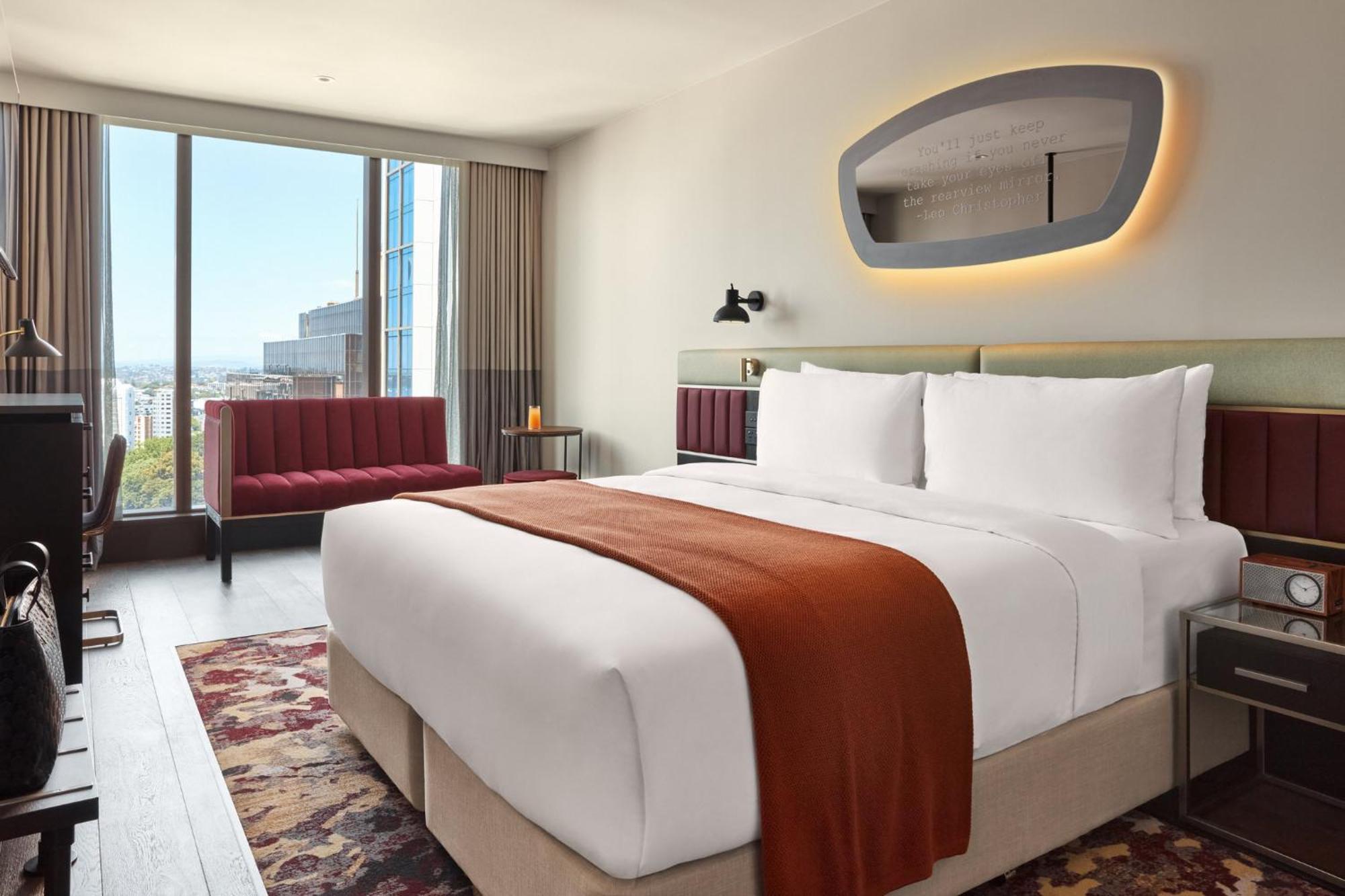 Premium King Room with City View