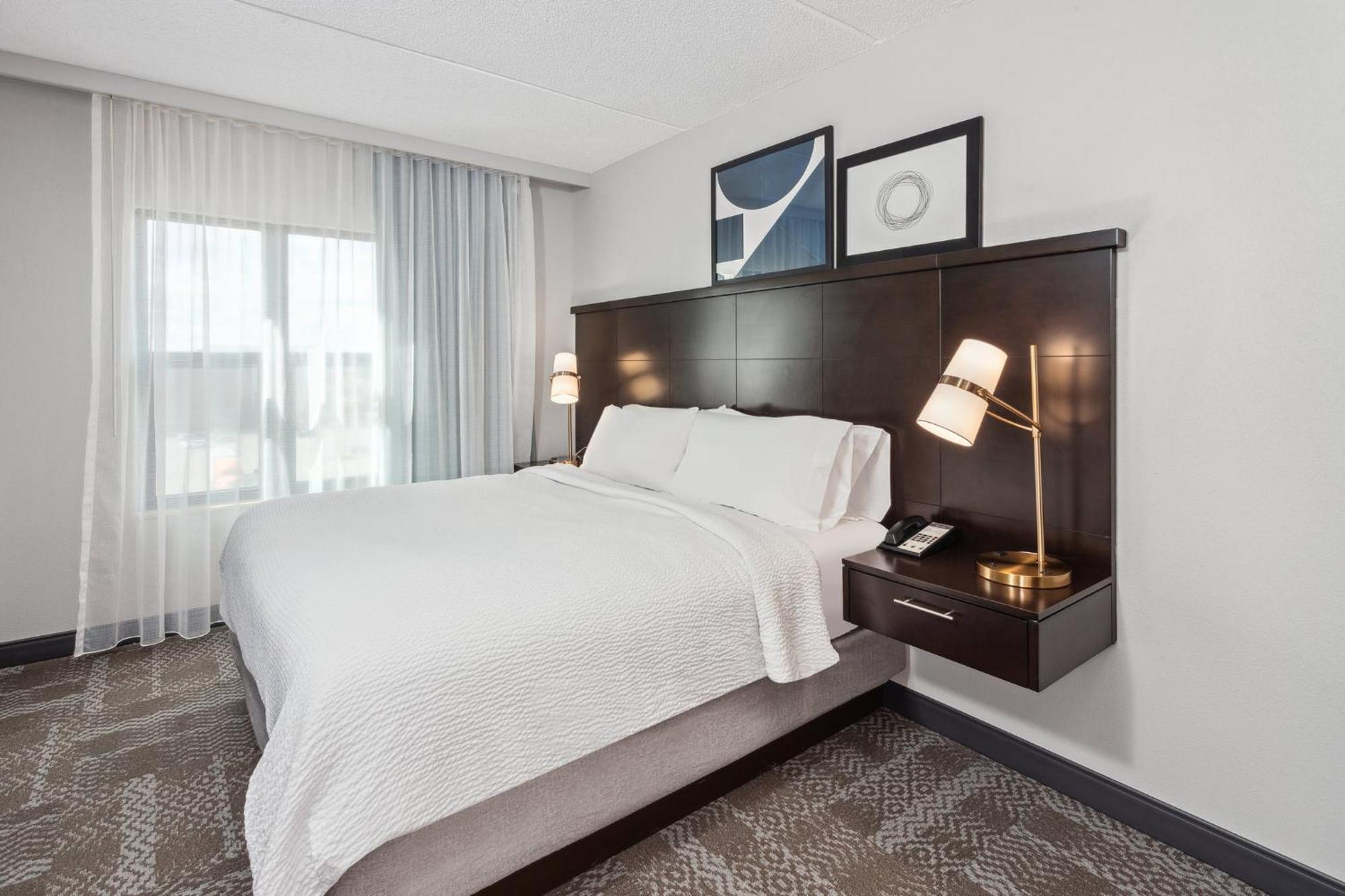 One-Bedroom King Suite,1638502625:JPEG