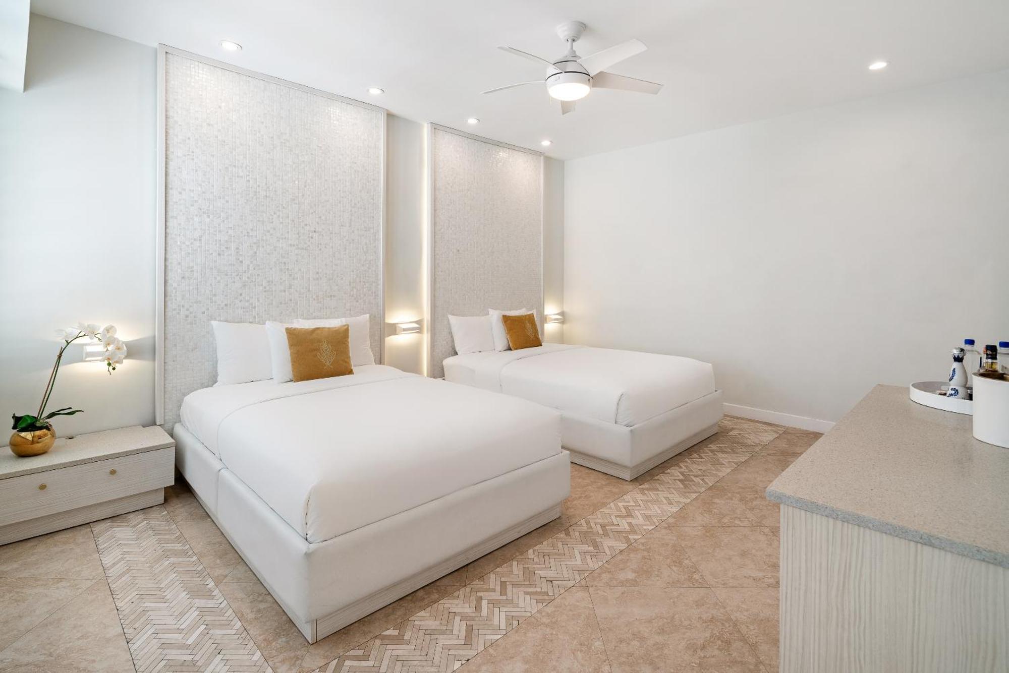 ADA Courtyard Double Suite