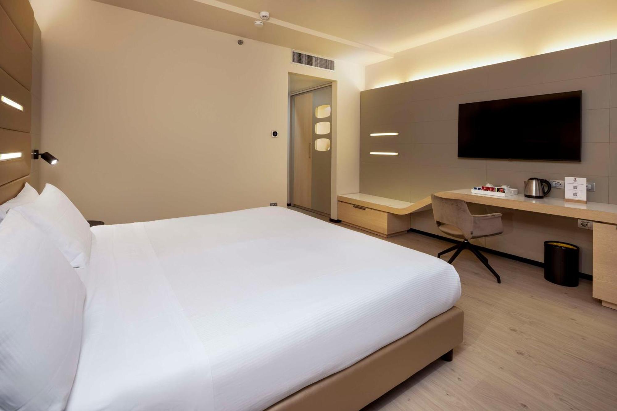 Standard King Room,1639550605:JPEG