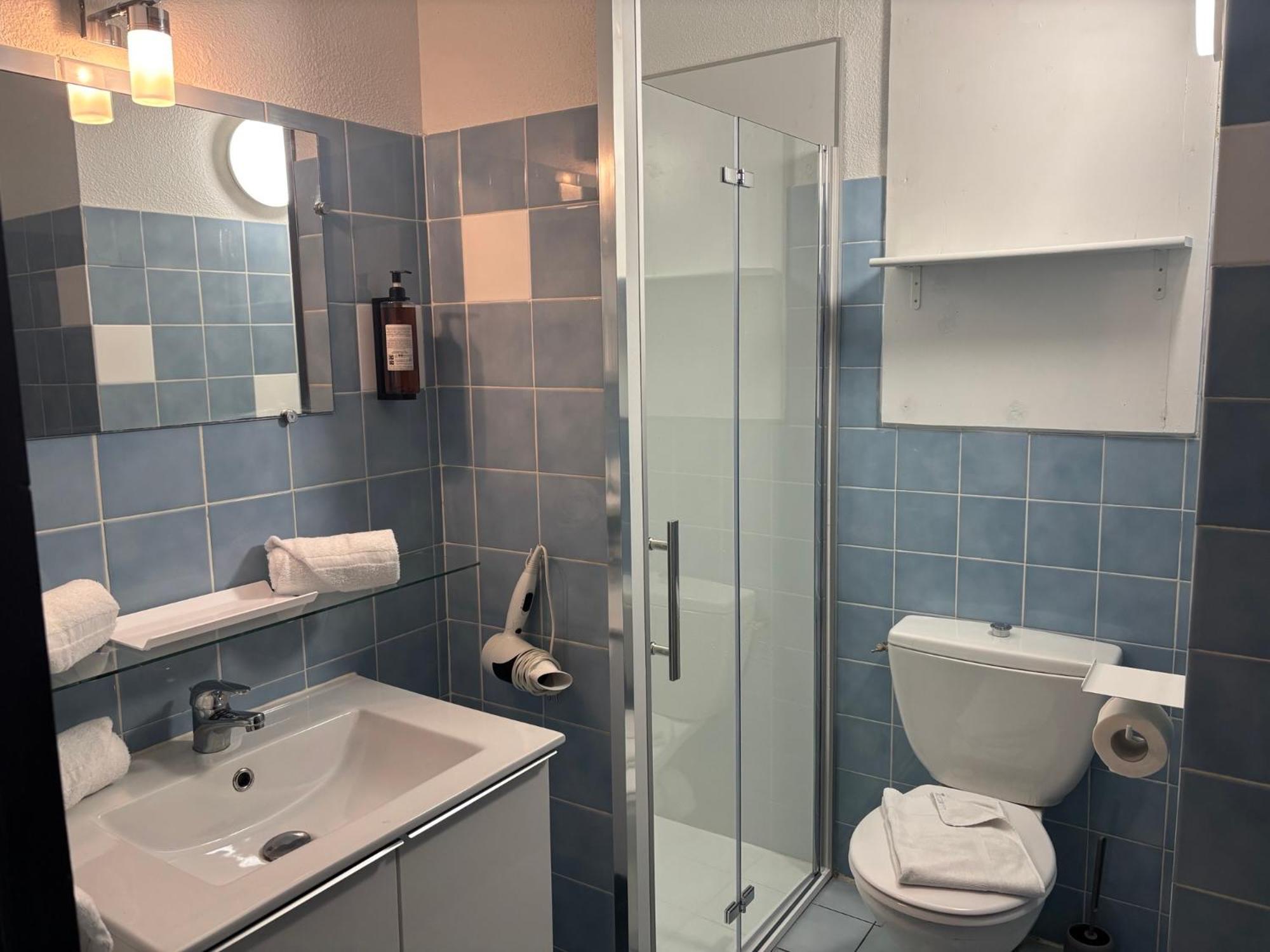 Standard Double or Twin Room Balcony