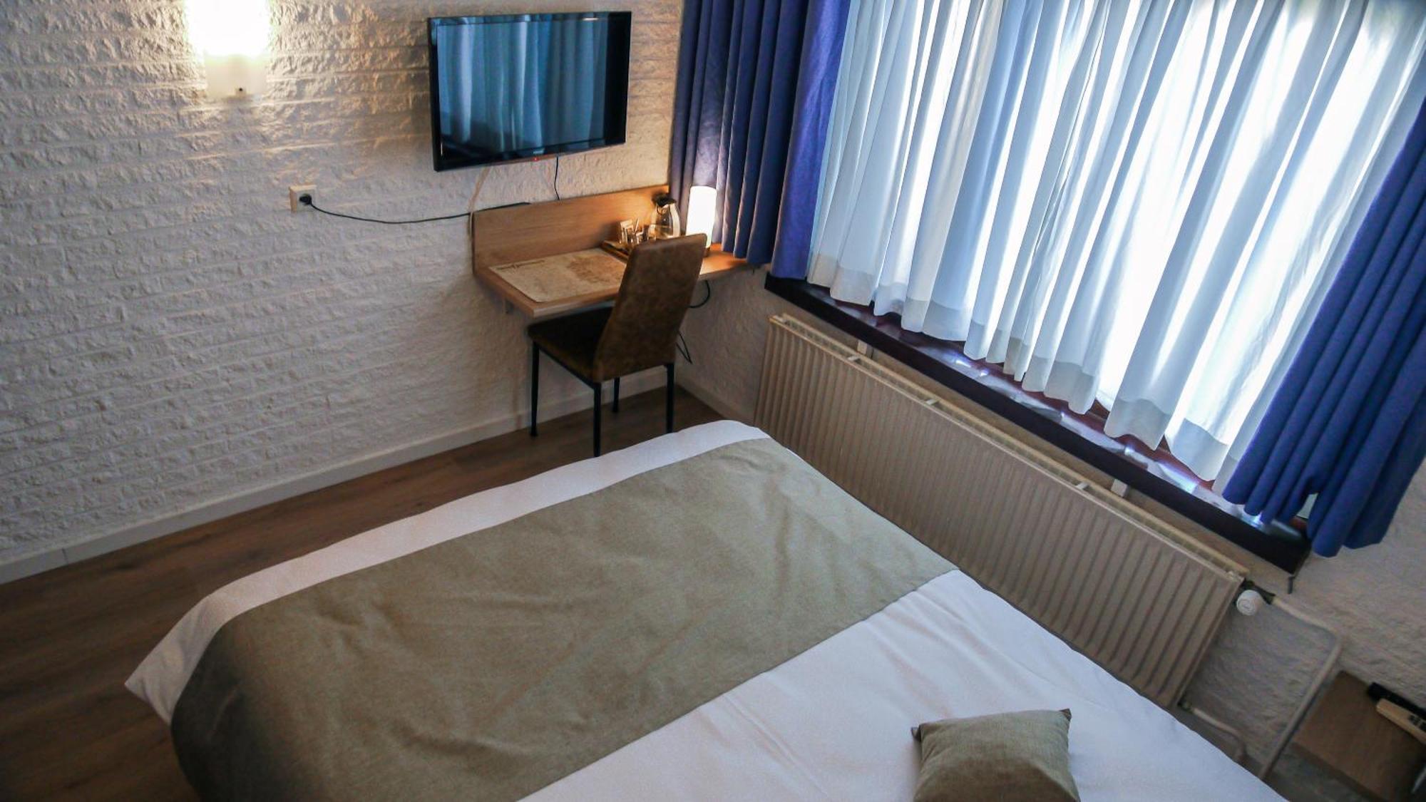 Economy Double Room,1639560286:JPEG