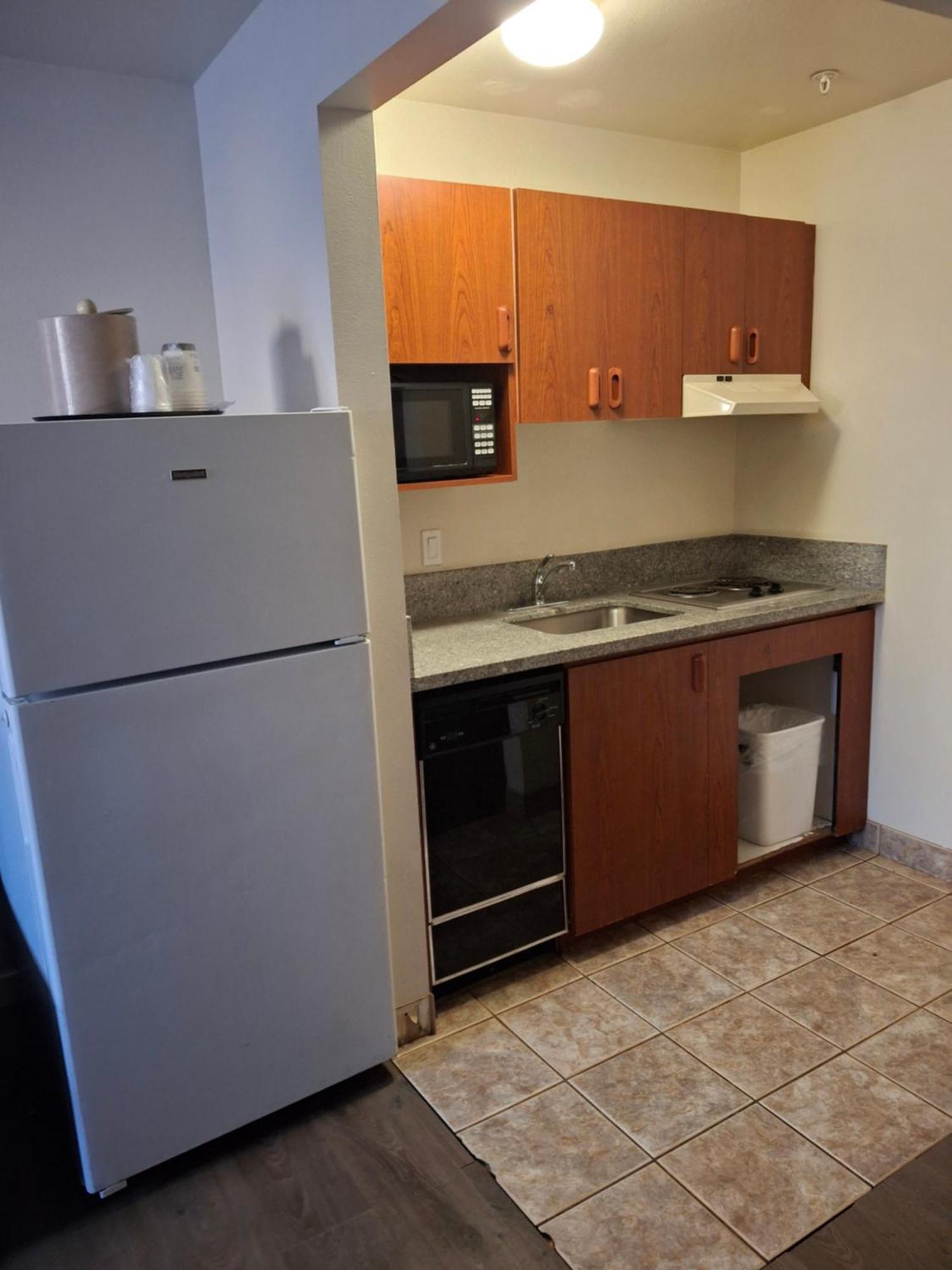 One-Bedroom Apartment Non-Smoking